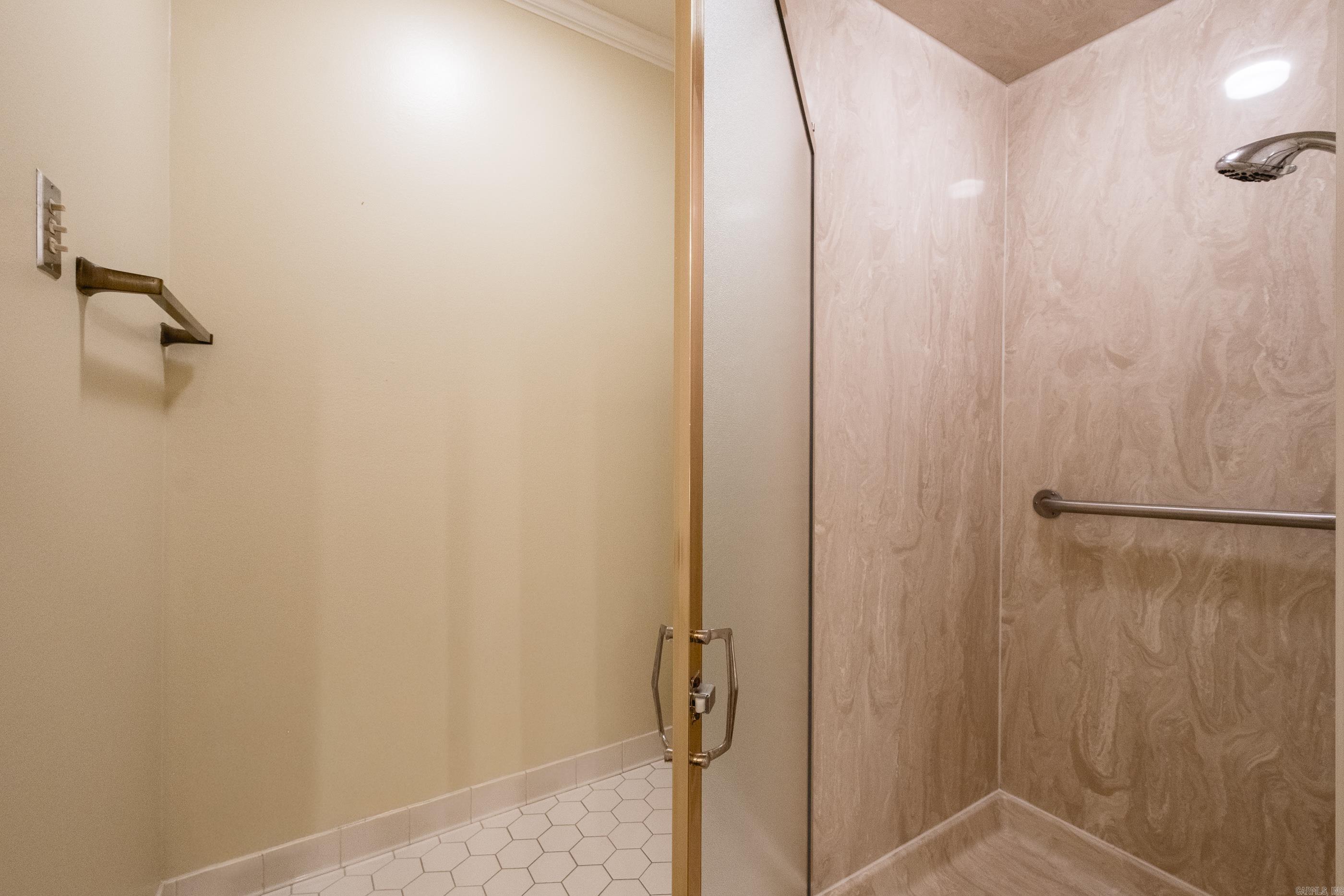 WOODRIDGE TOWNHOMES - Residential