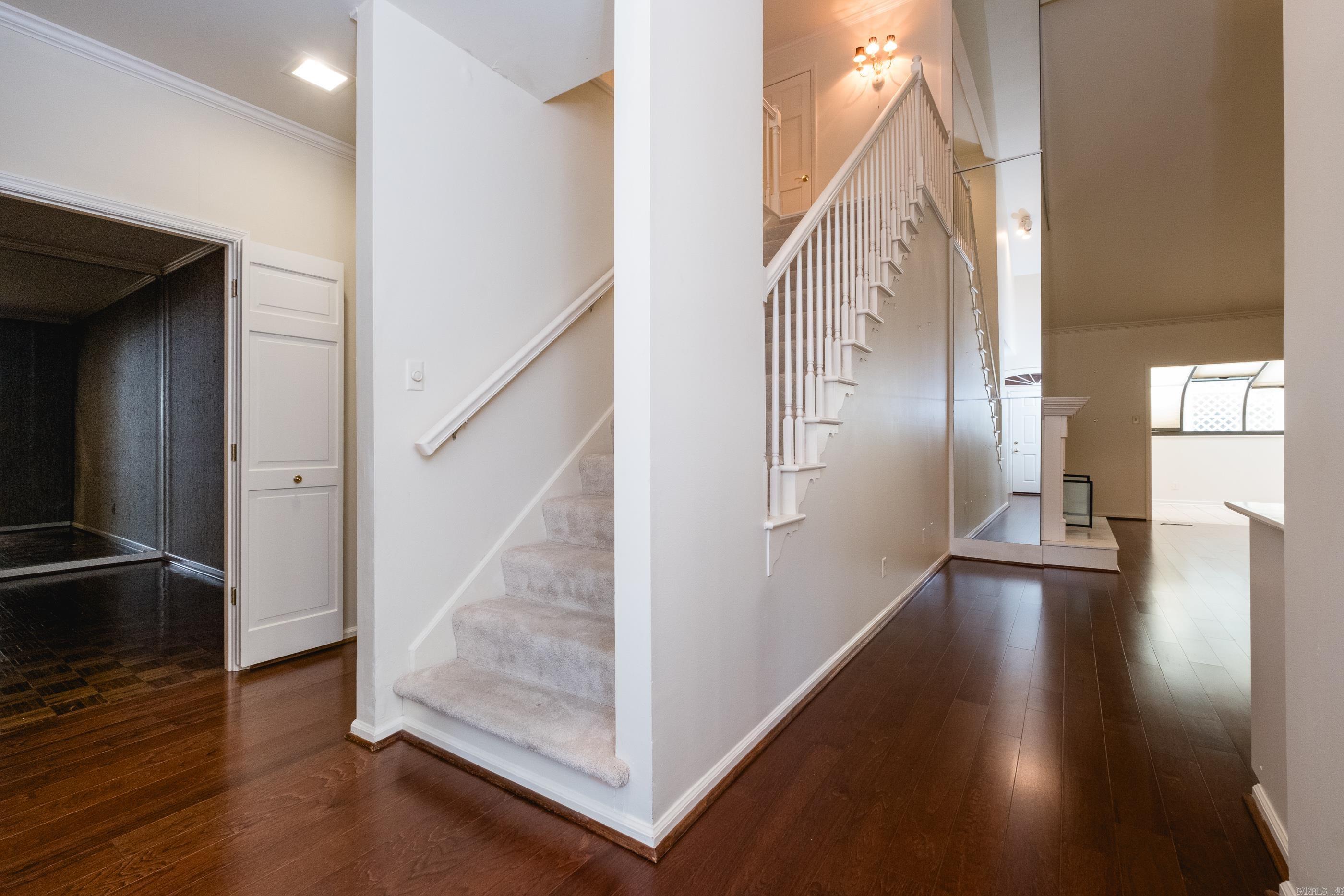 WOODRIDGE TOWNHOMES - Residential