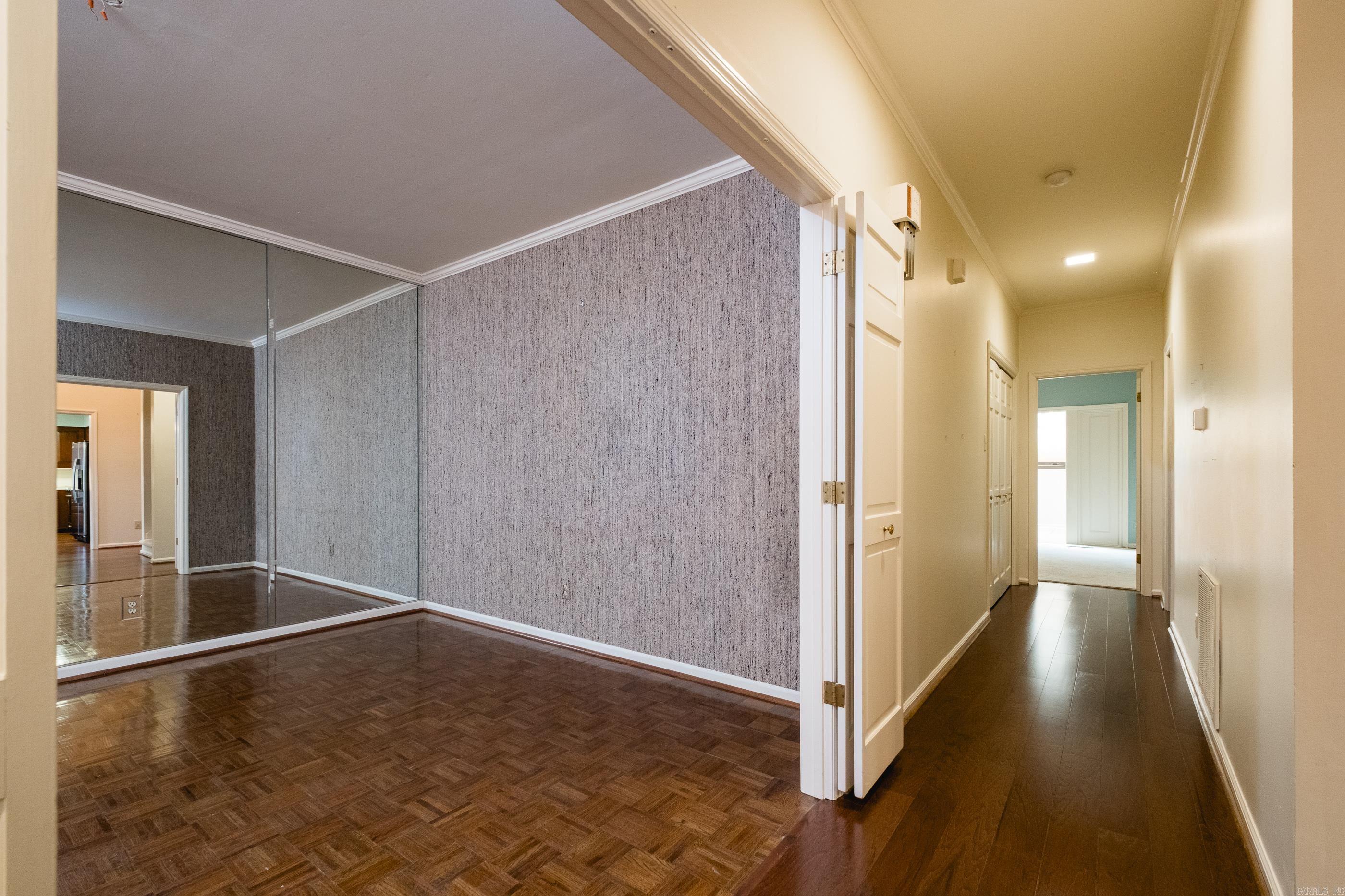 WOODRIDGE TOWNHOMES - Residential