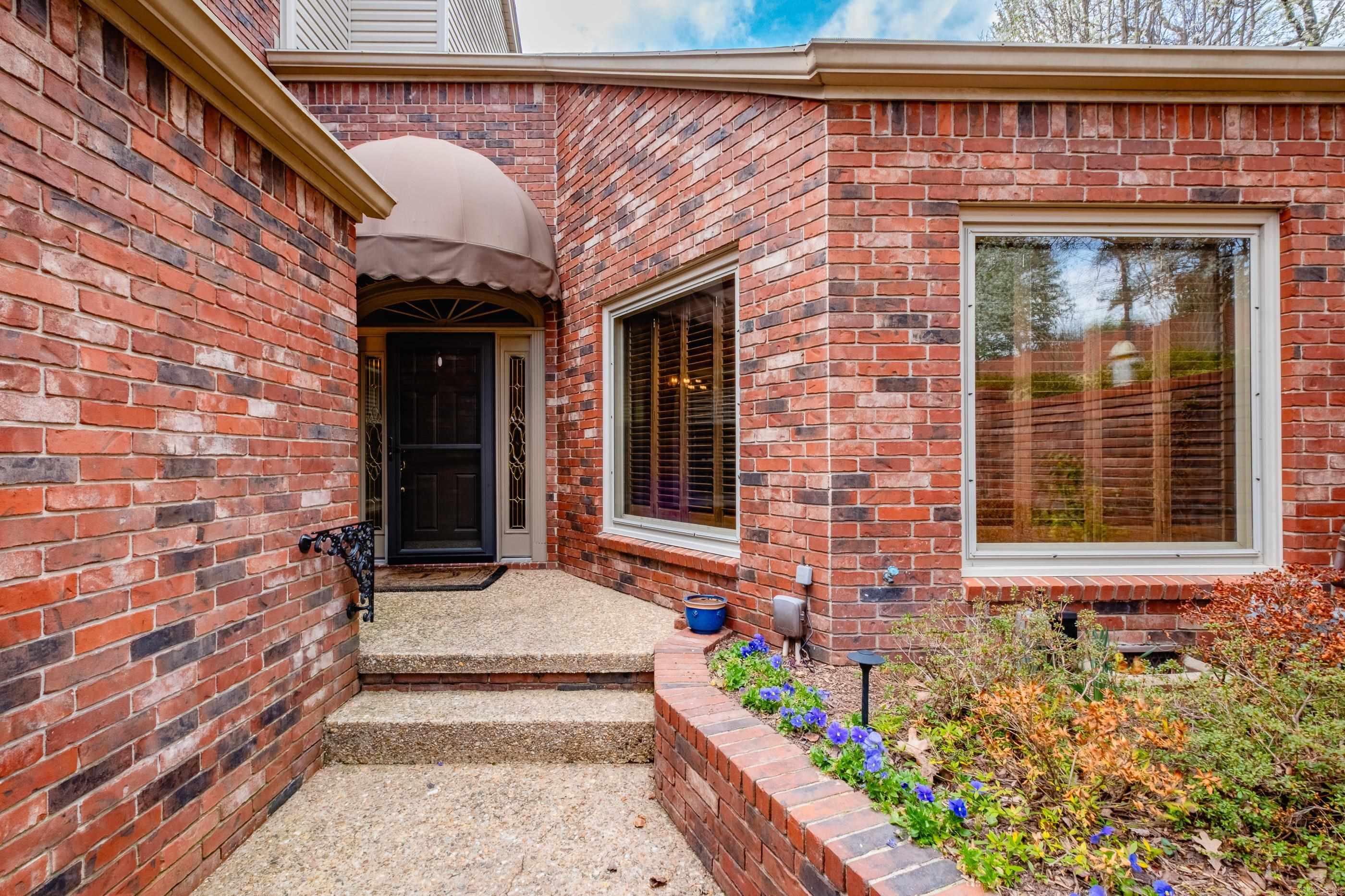 WOODRIDGE TOWNHOMES - Residential