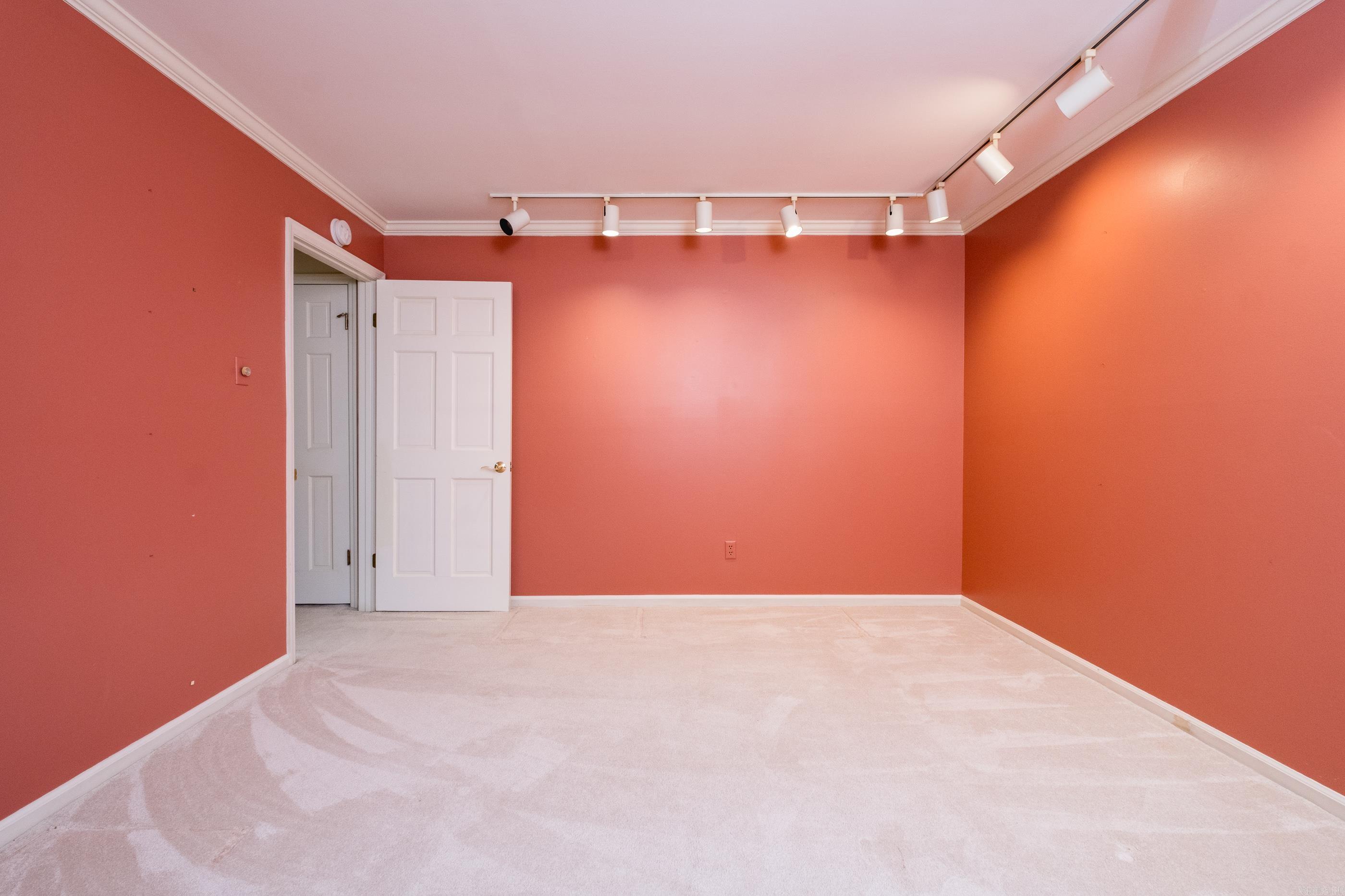 WOODRIDGE TOWNHOMES - Residential