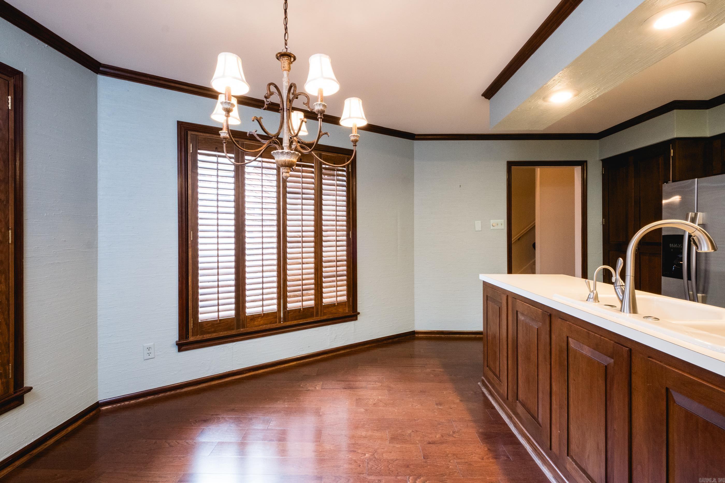 WOODRIDGE TOWNHOMES - Residential