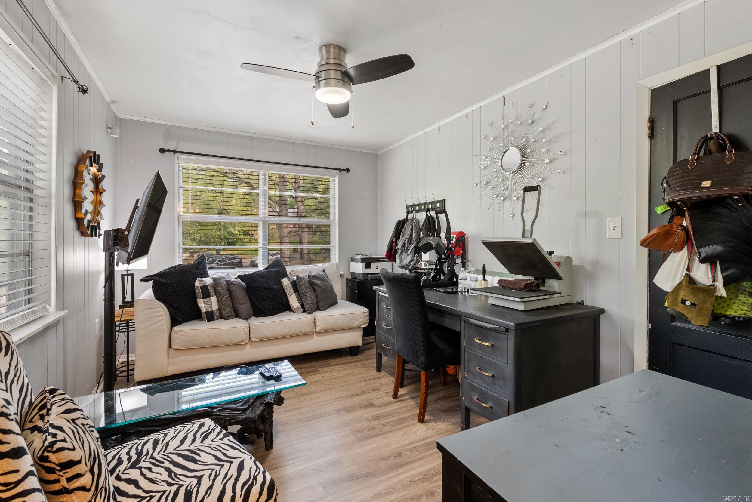 WESTERN HILLS - Residential