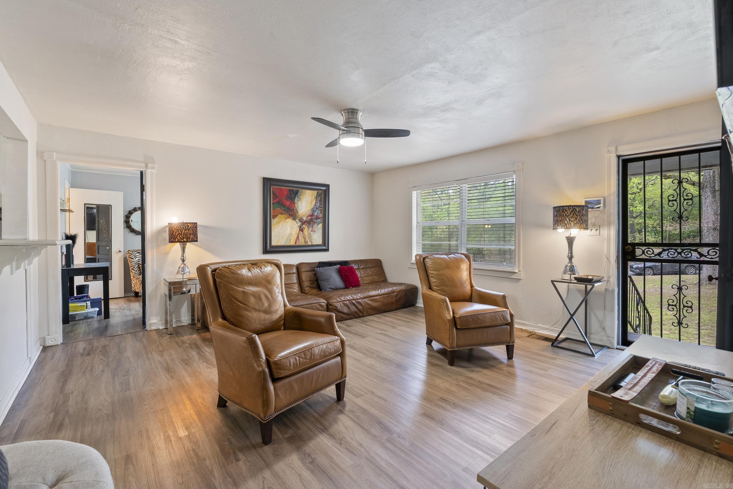 WESTERN HILLS - Residential