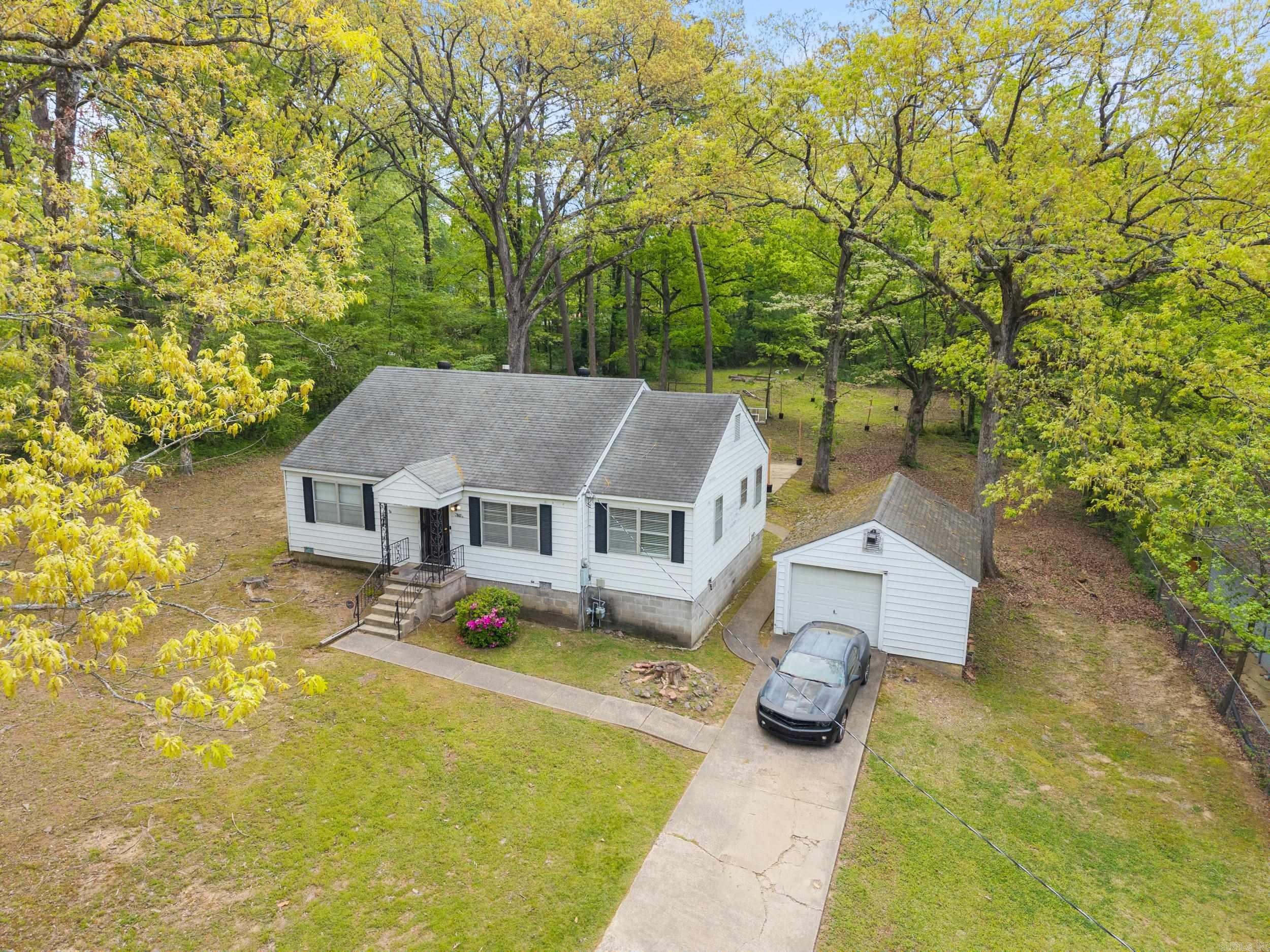 WESTERN HILLS - Residential