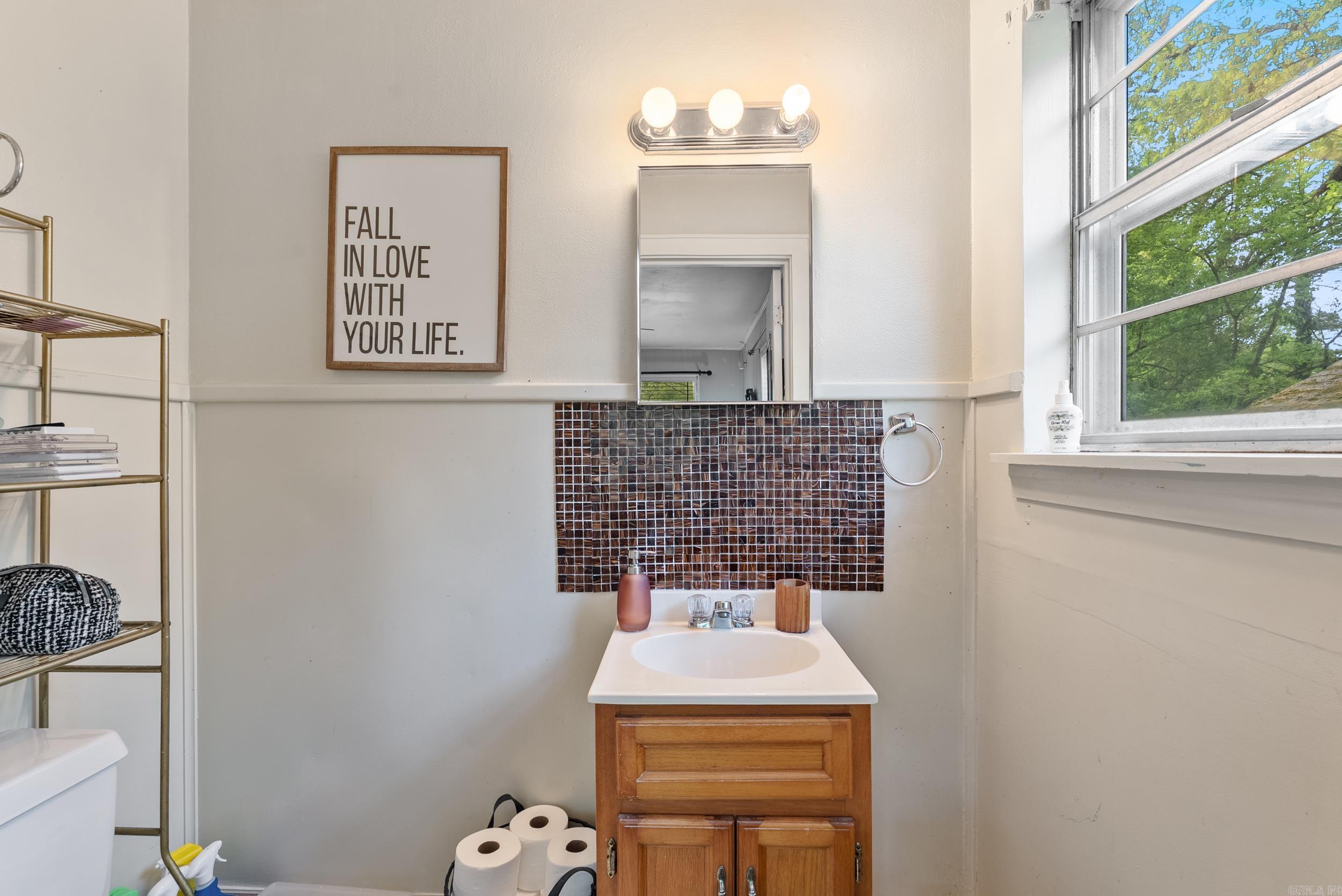 WESTERN HILLS - Residential