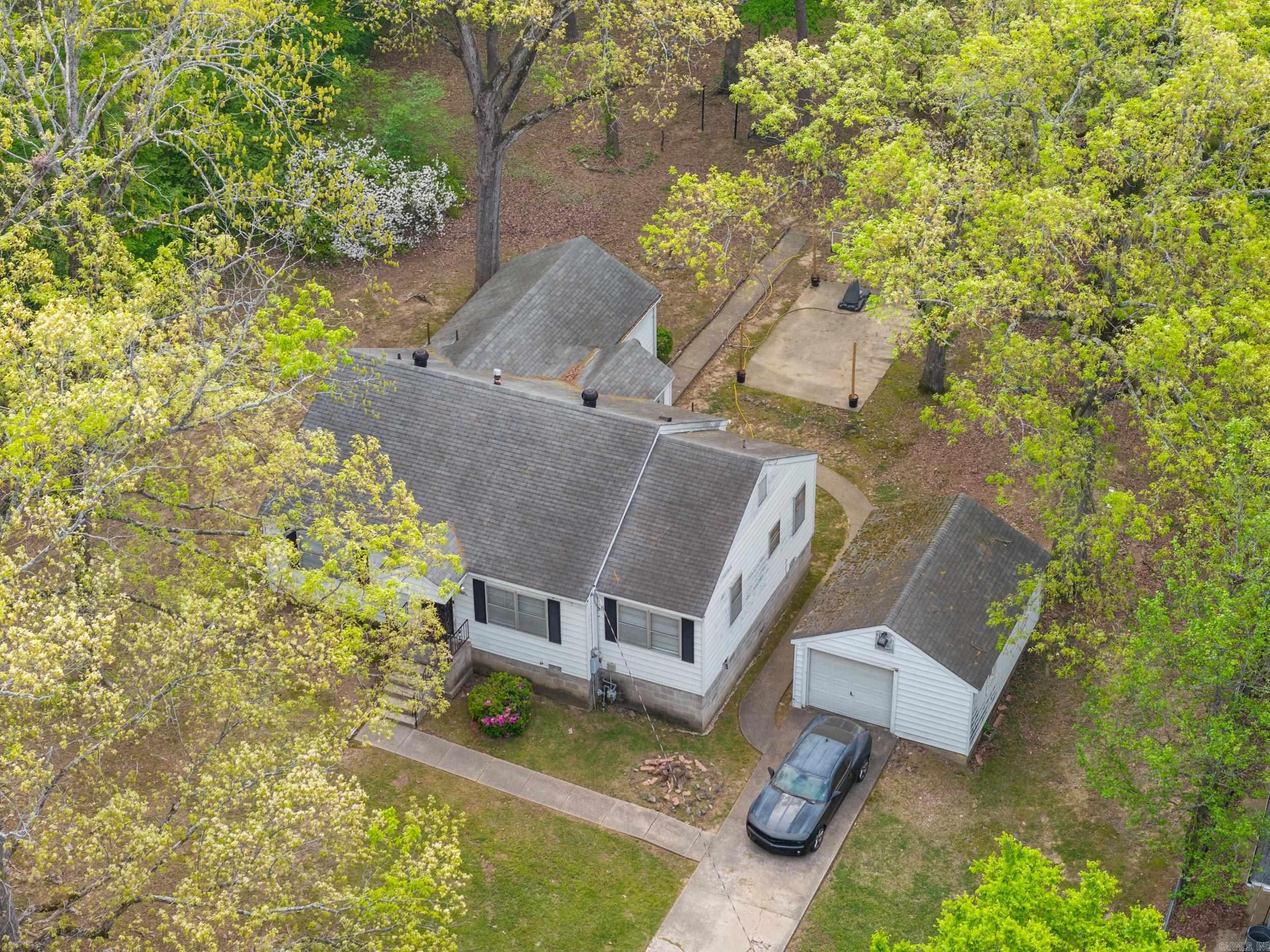 WESTERN HILLS - Residential