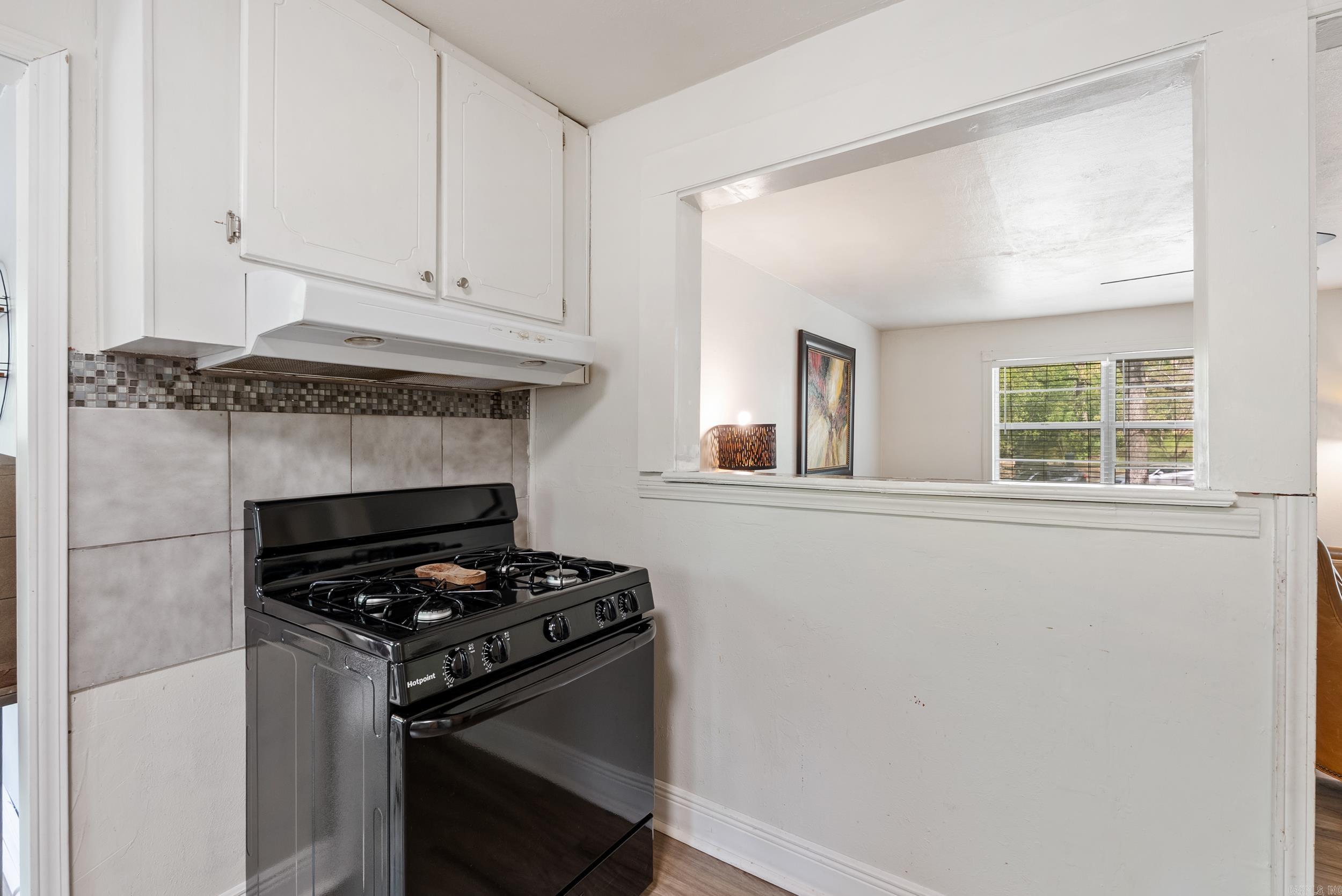 WESTERN HILLS - Residential