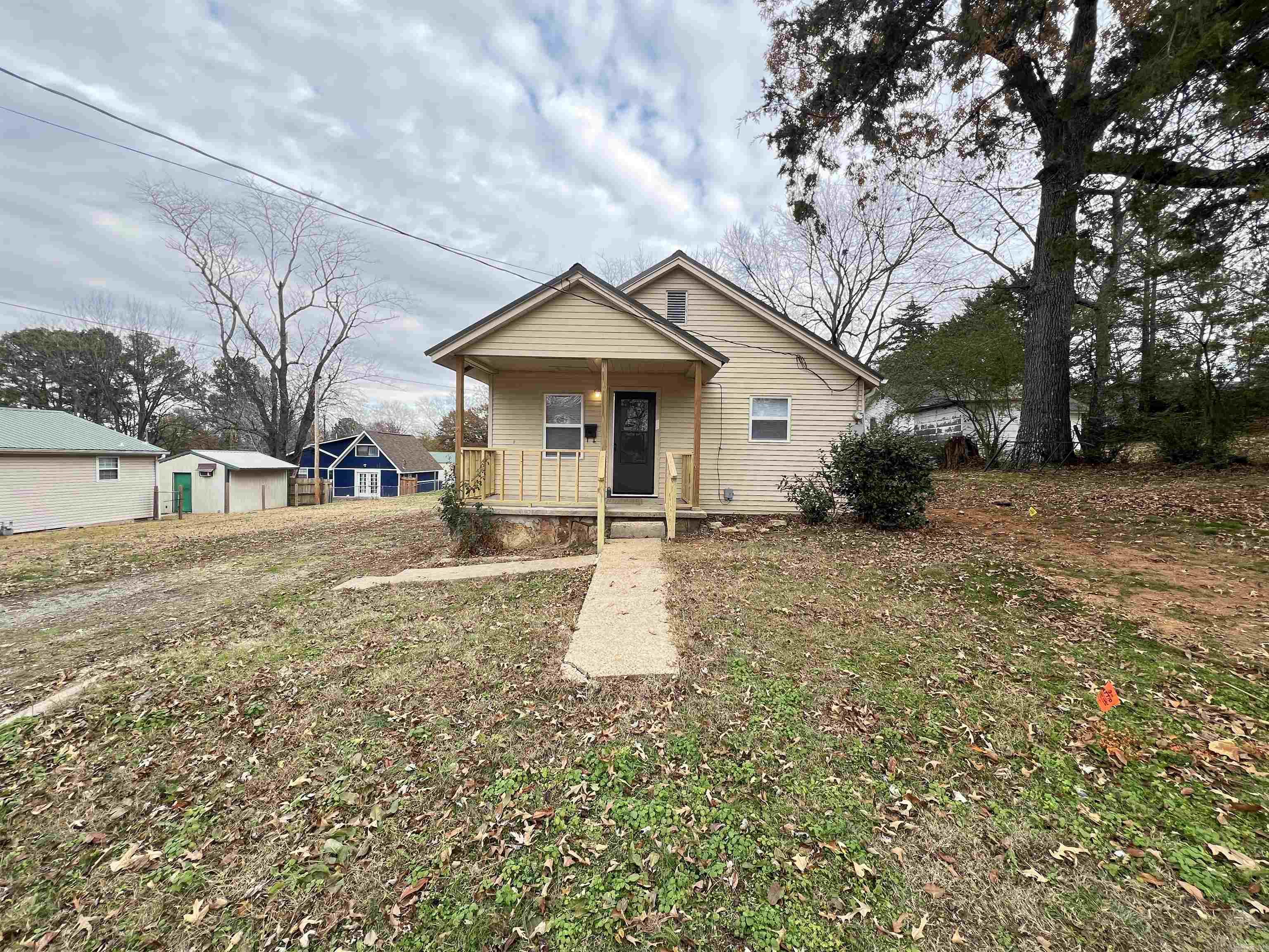 MOORE ADD - Residential