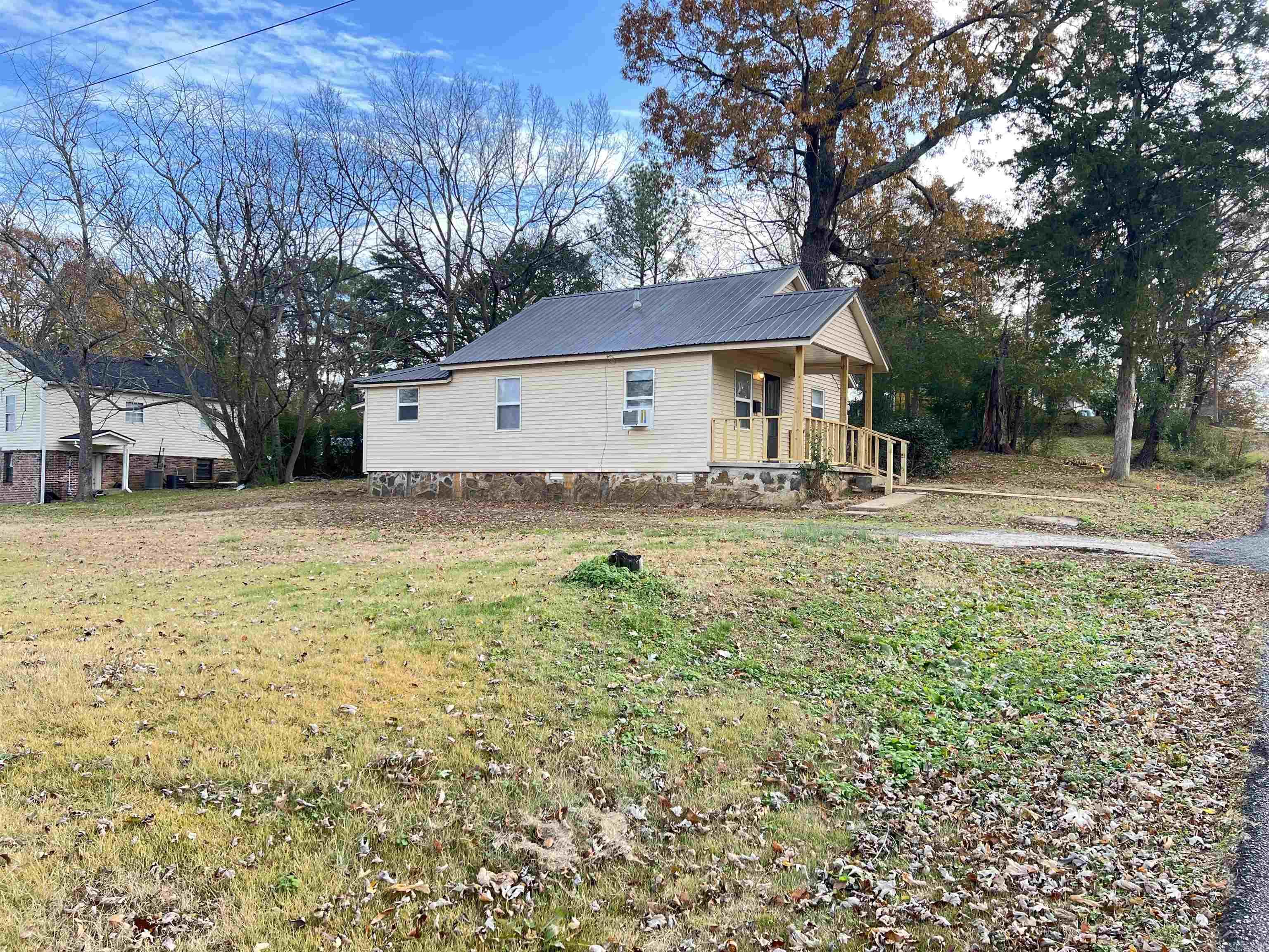 MOORE ADD - Residential