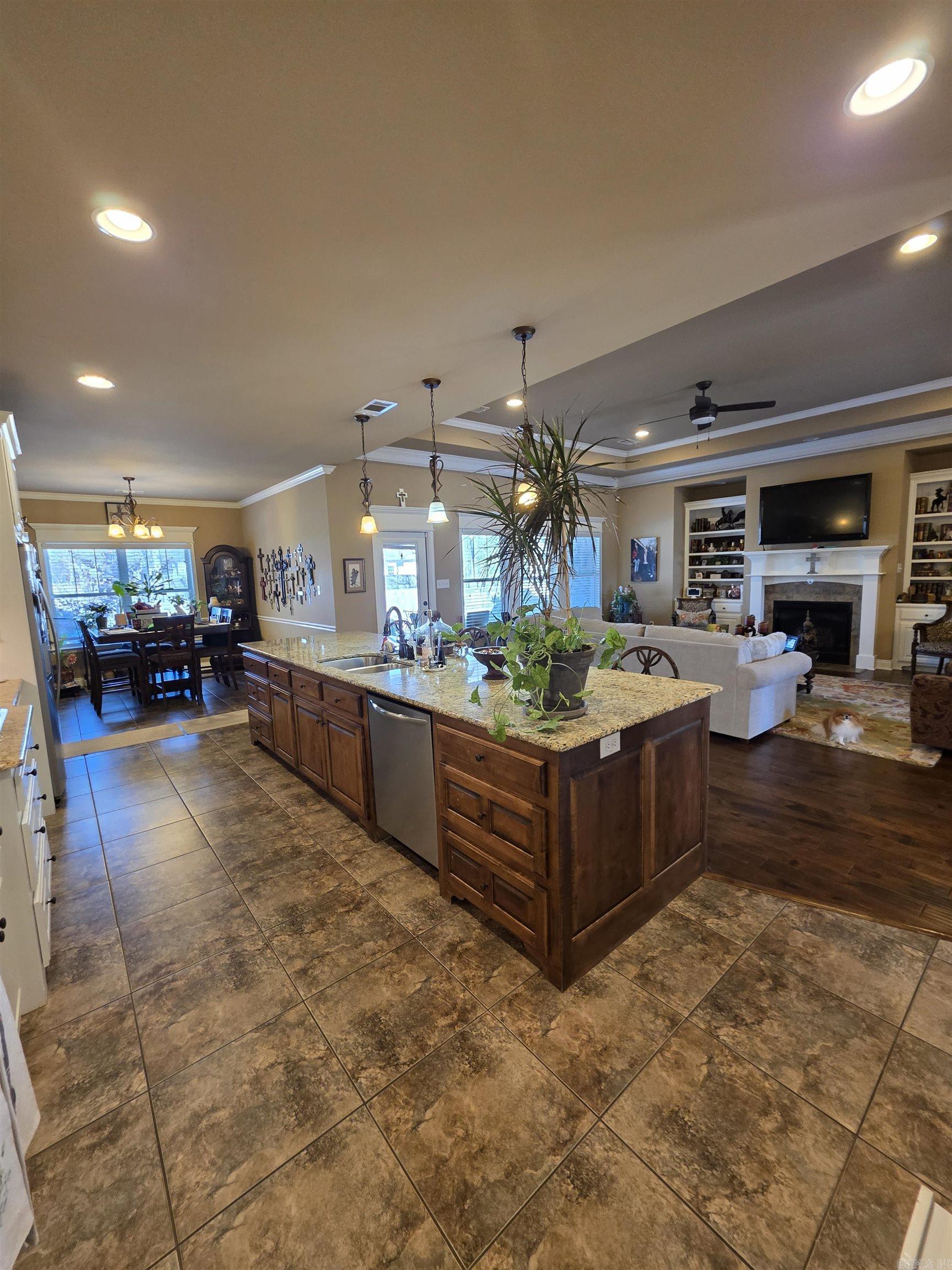 HICKORY HEIGHTS - Residential