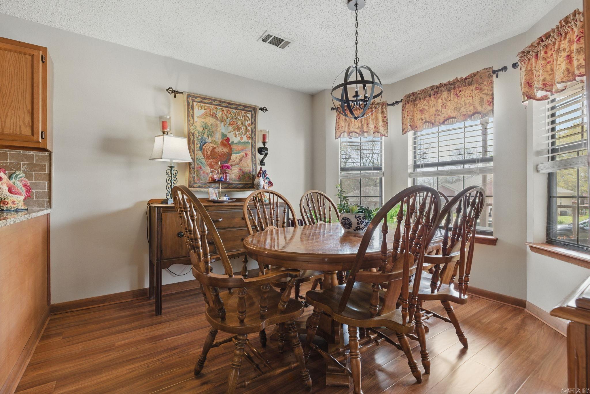 CRYSTAL VALLEY MANOR - Residential