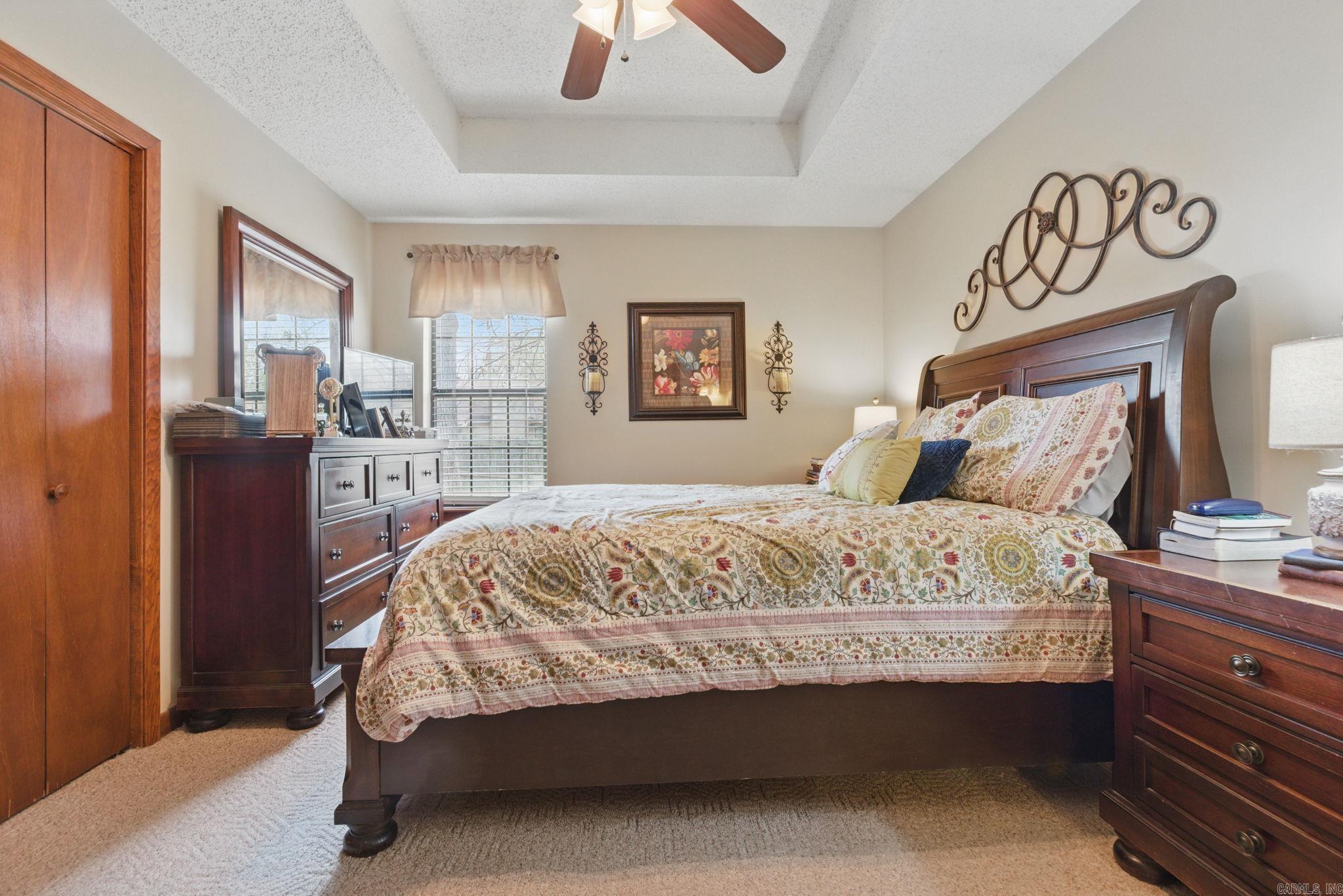 CRYSTAL VALLEY MANOR - Residential