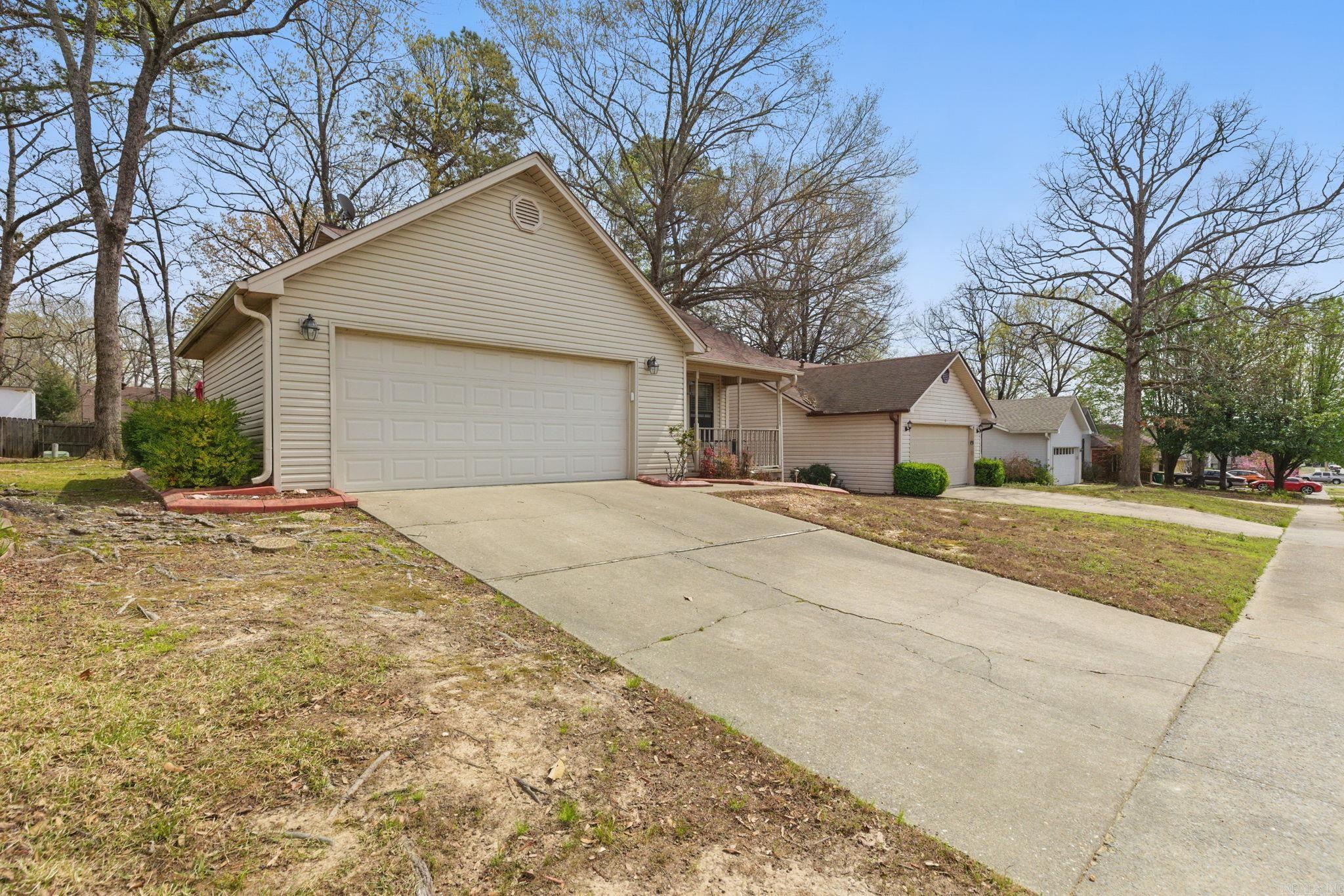 CRYSTAL VALLEY MANOR - Residential