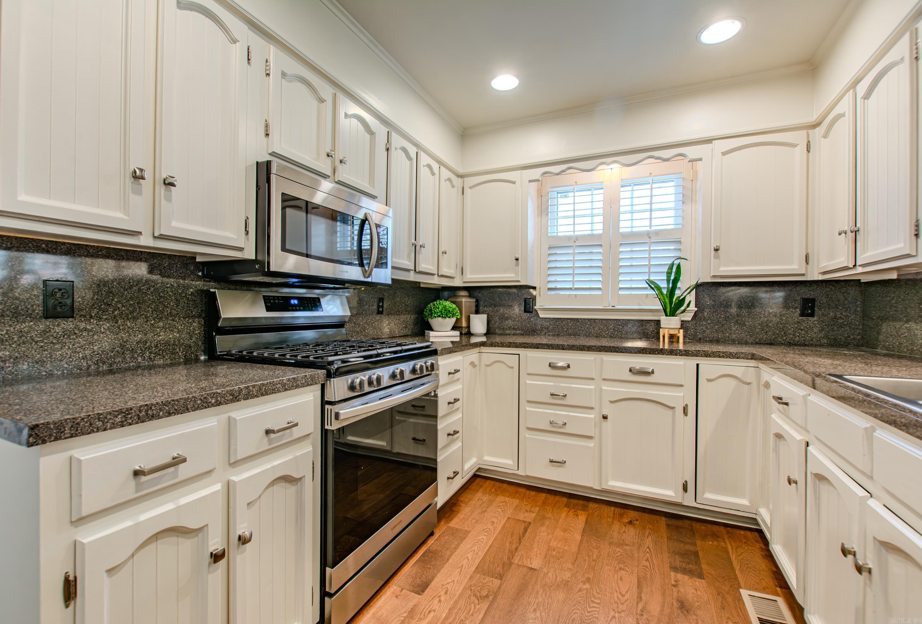 PLEASANT VALLEY - Residential