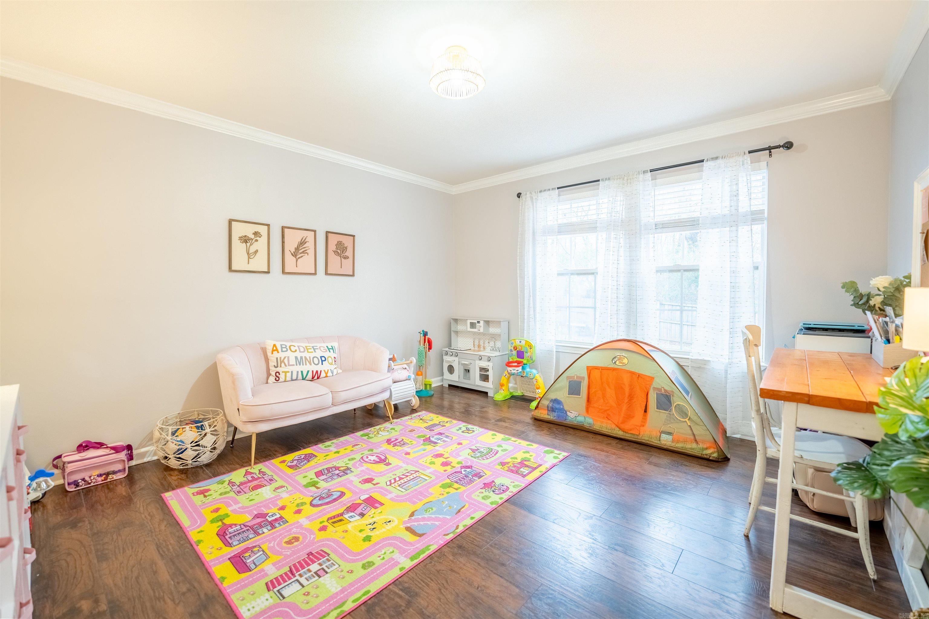 HARTFORD HILLS - Residential