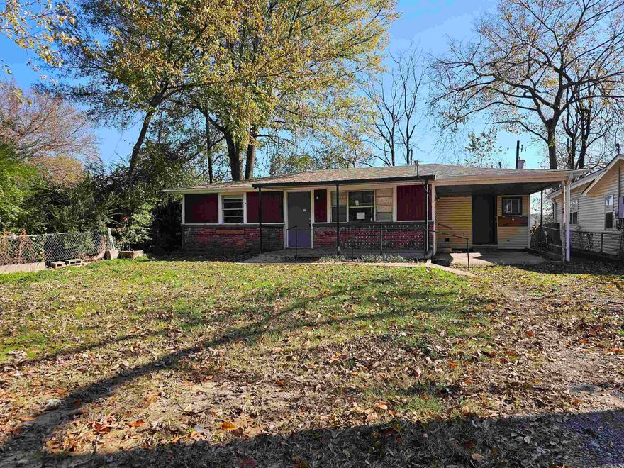 Great investment opportunity in heart of Mayflower. Mayflower is growing quick and properties are going fast! This would make an excellent rental or first home. Sold as is. Agents see confidential remarks.