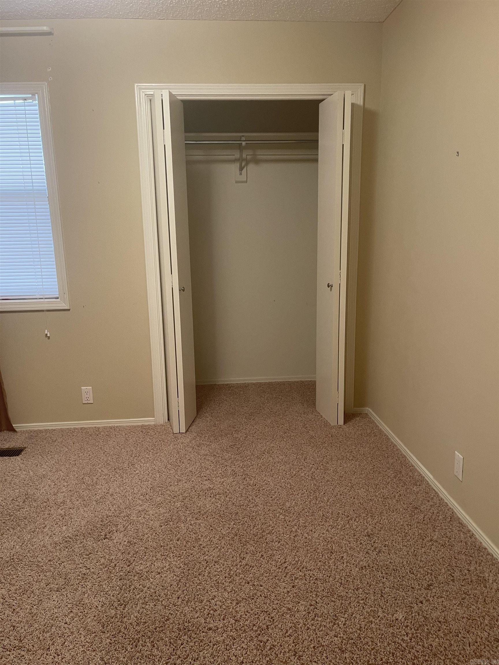 La Caruna Courts - Residential