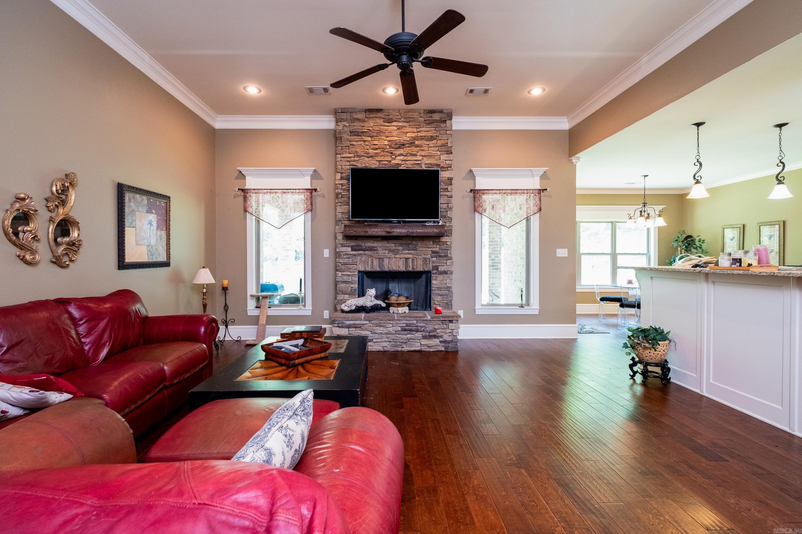 NORTH SHORE @ HURRICANE LAKE EST - Residential