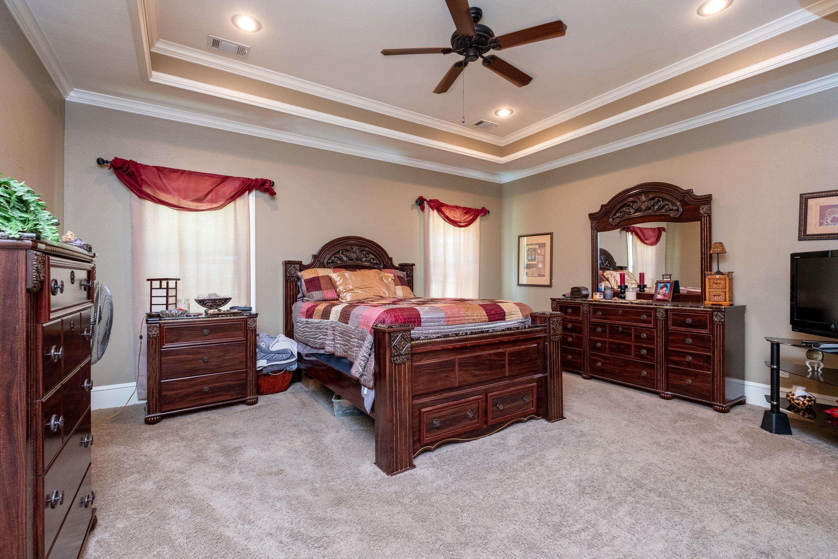 NORTH SHORE @ HURRICANE LAKE EST - Residential