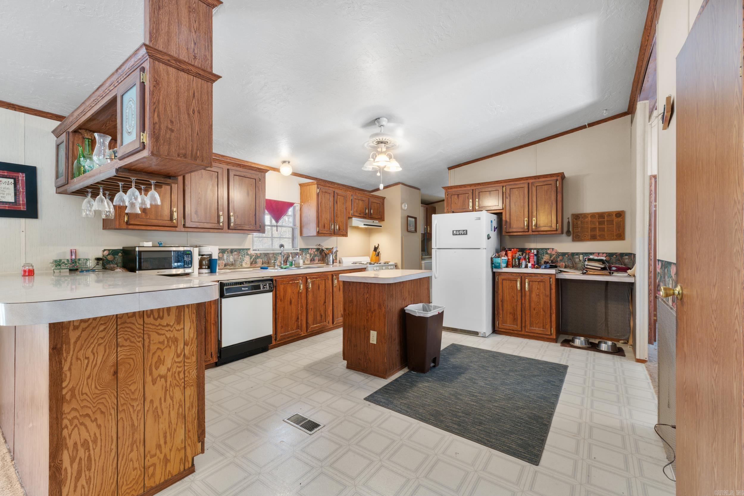 MOCKINGBIRD ACRES - Residential