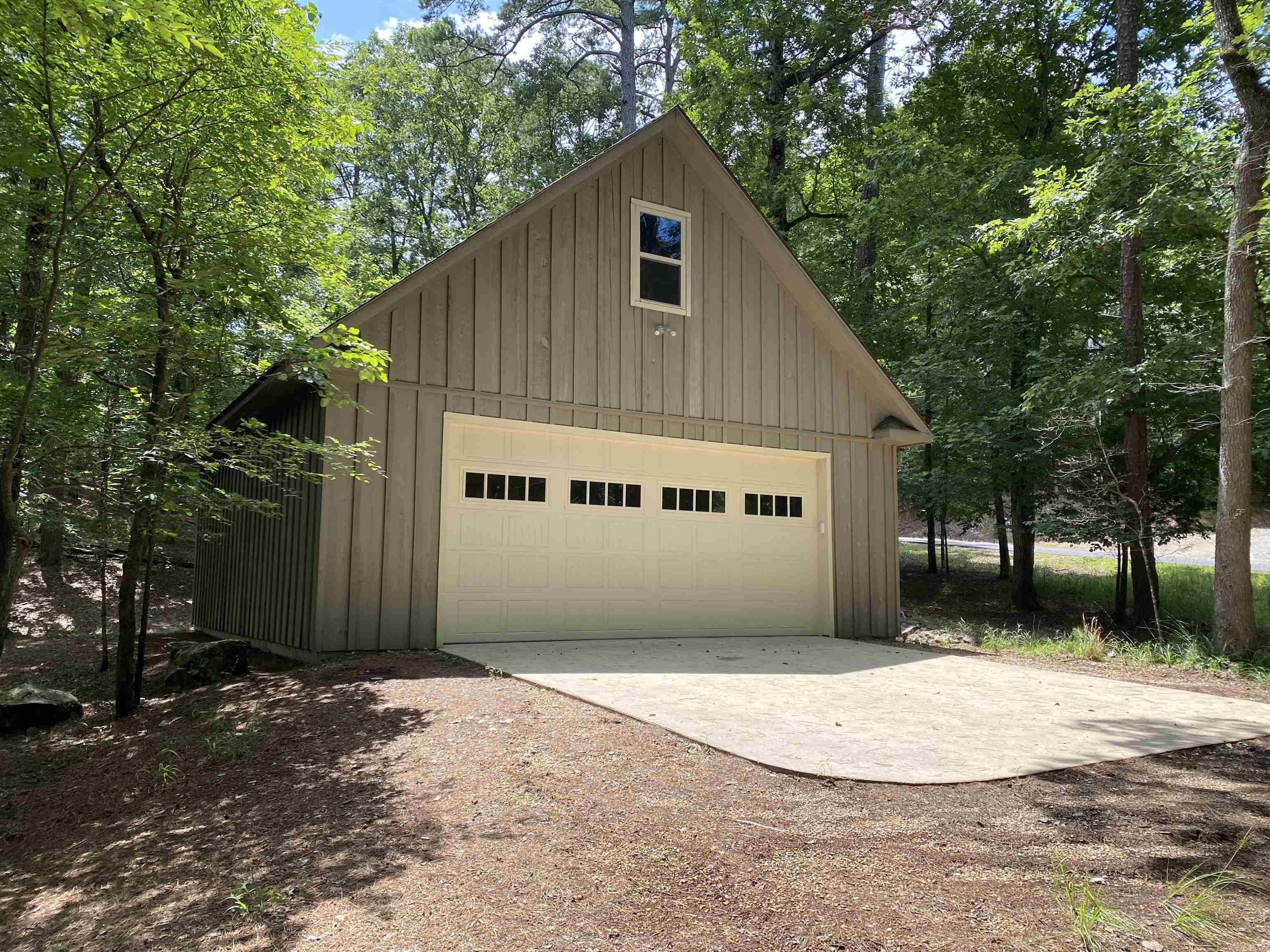 Hickory Nut Mountain Estates - Residential