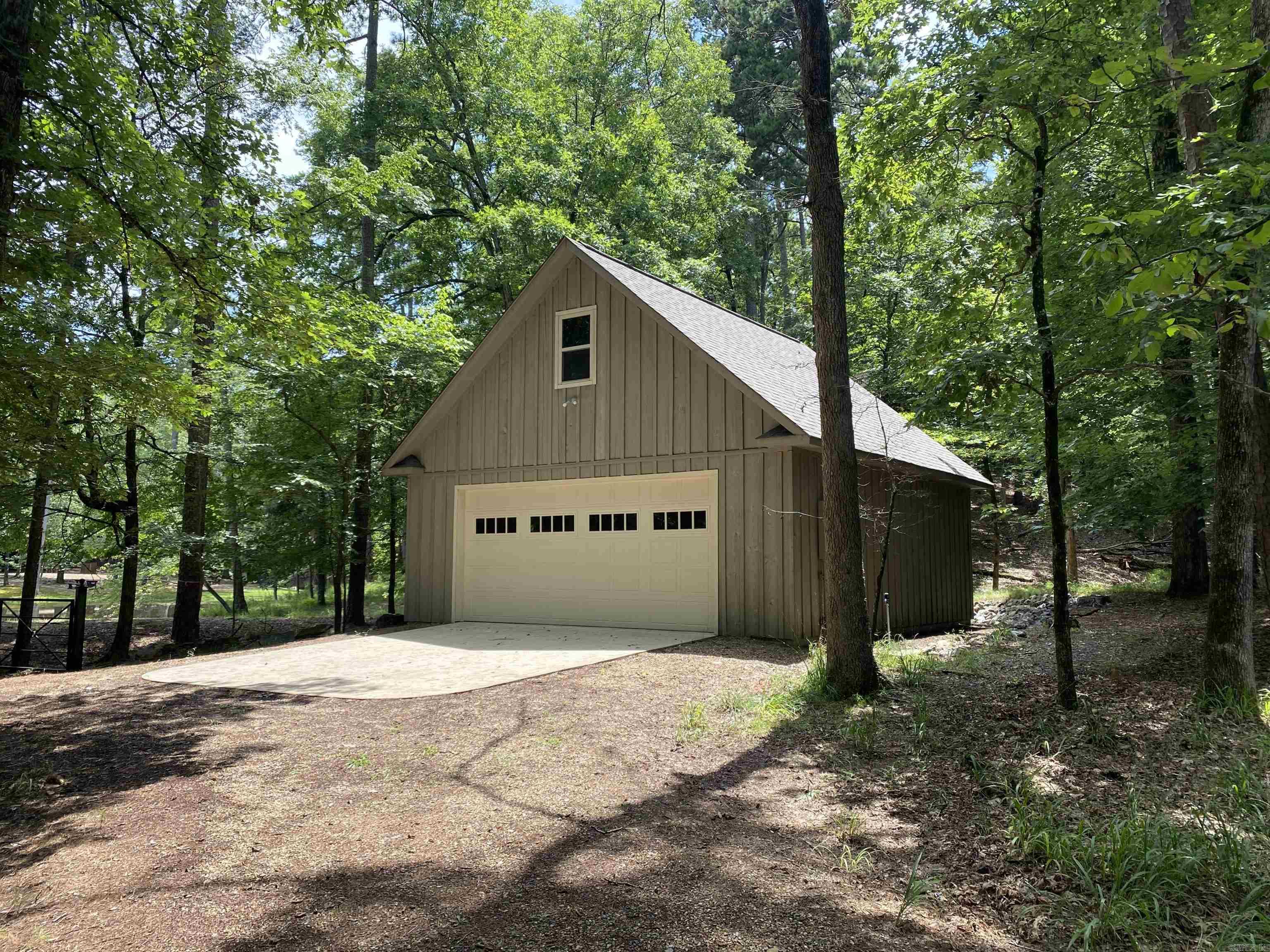 Hickory Nut Mountain Estates - Residential