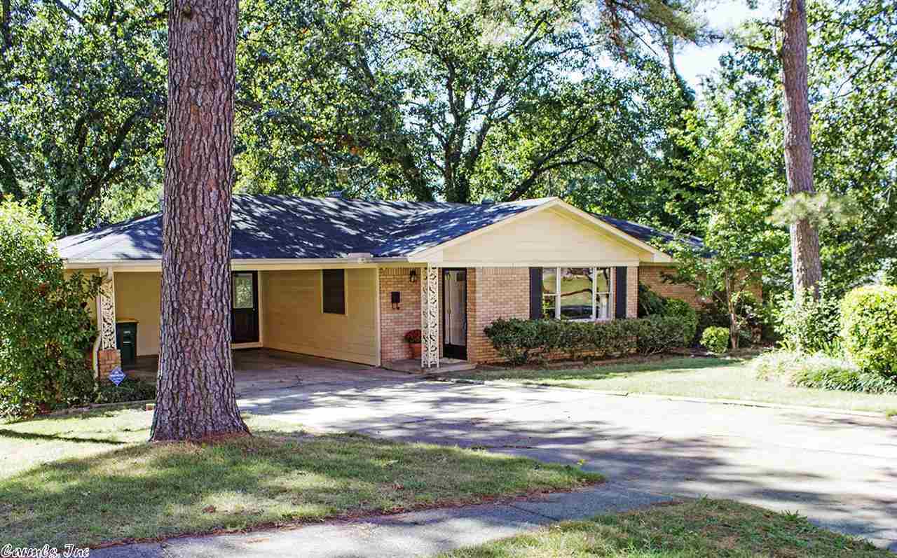 Move in Ready in popular Midtown. Spacious living with too many updates to list. Very open updated kitchen. Sparkling hardwoods, updated bathrooms. Beautiful built-ins. A brick home with lovely patio, extra landscaping and level yard. See a list of all the recent updates in associated documents. Mint condition.