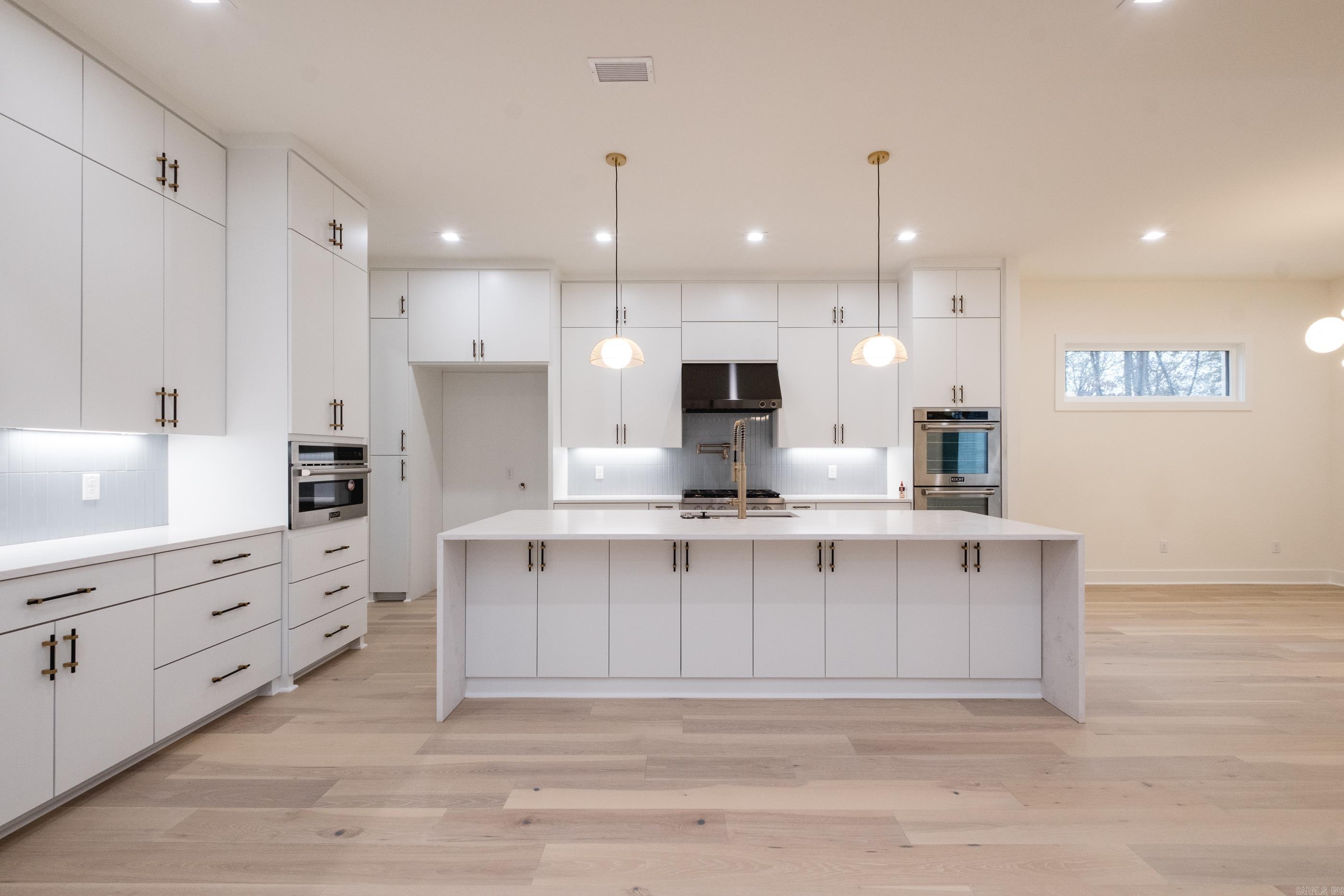 CHENAL VALLEY MEREVILLE PLACE - Residential