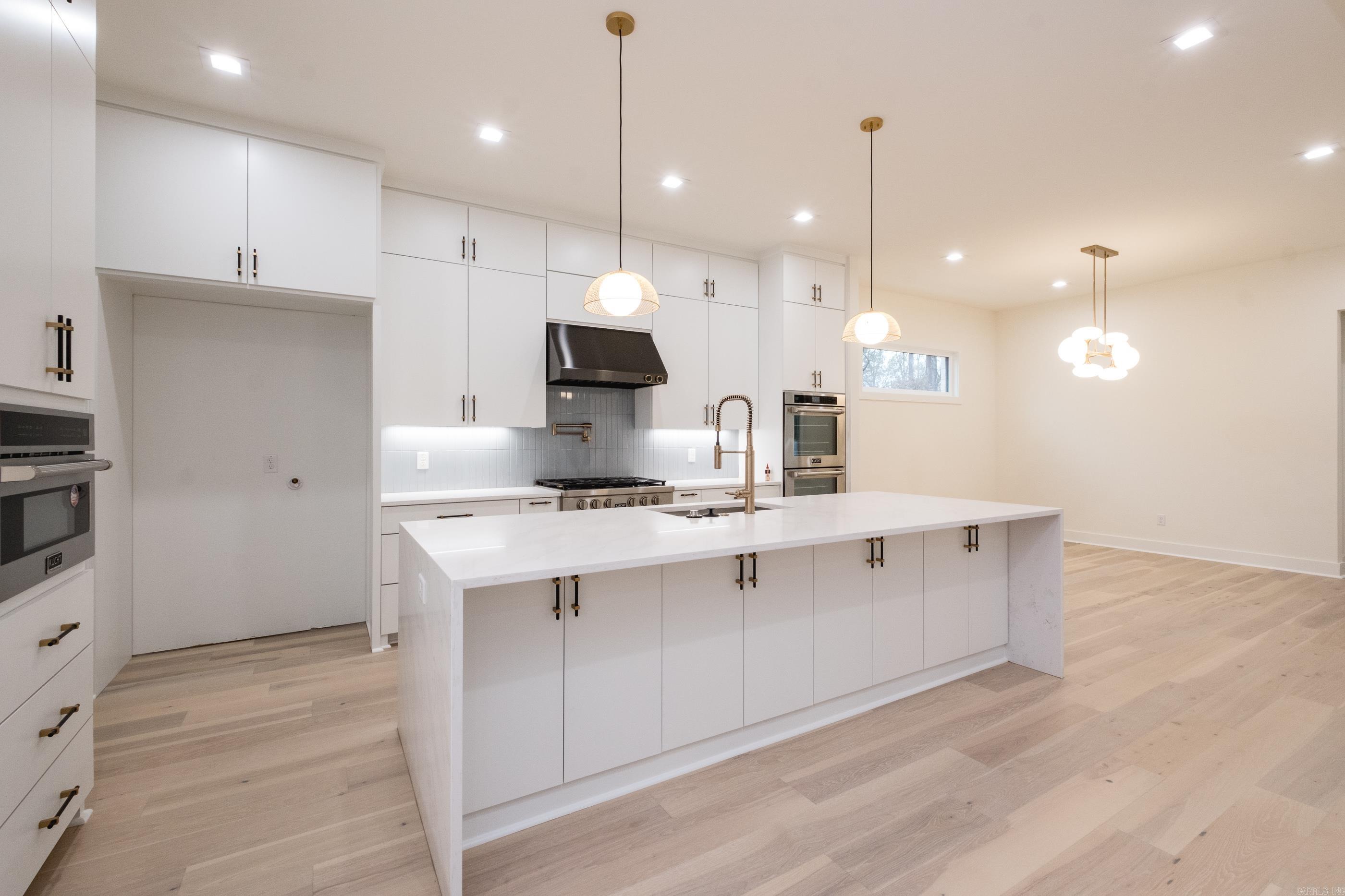 CHENAL VALLEY MEREVILLE PLACE - Residential