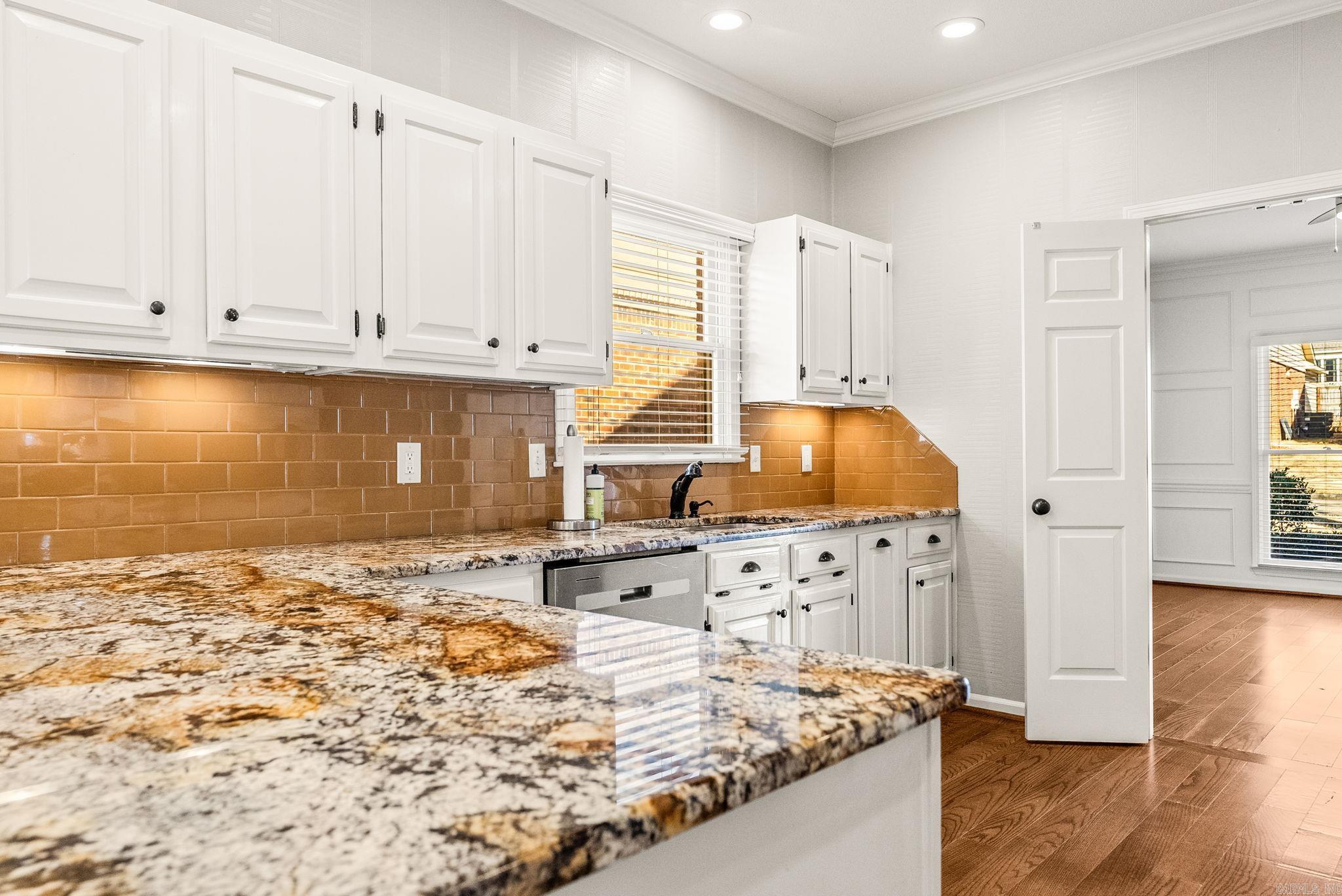 OAK HILL - Residential