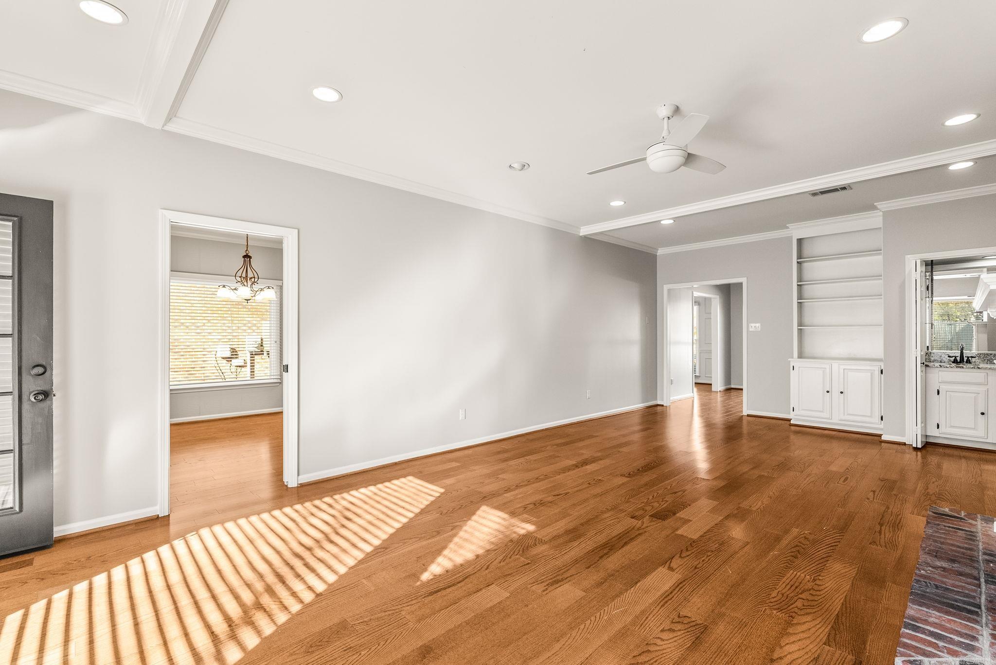 OAK HILL - Residential