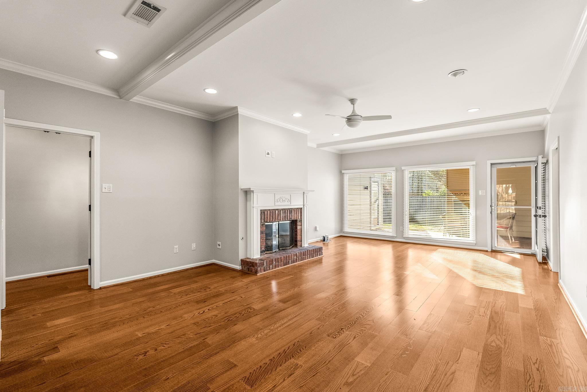 OAK HILL - Residential