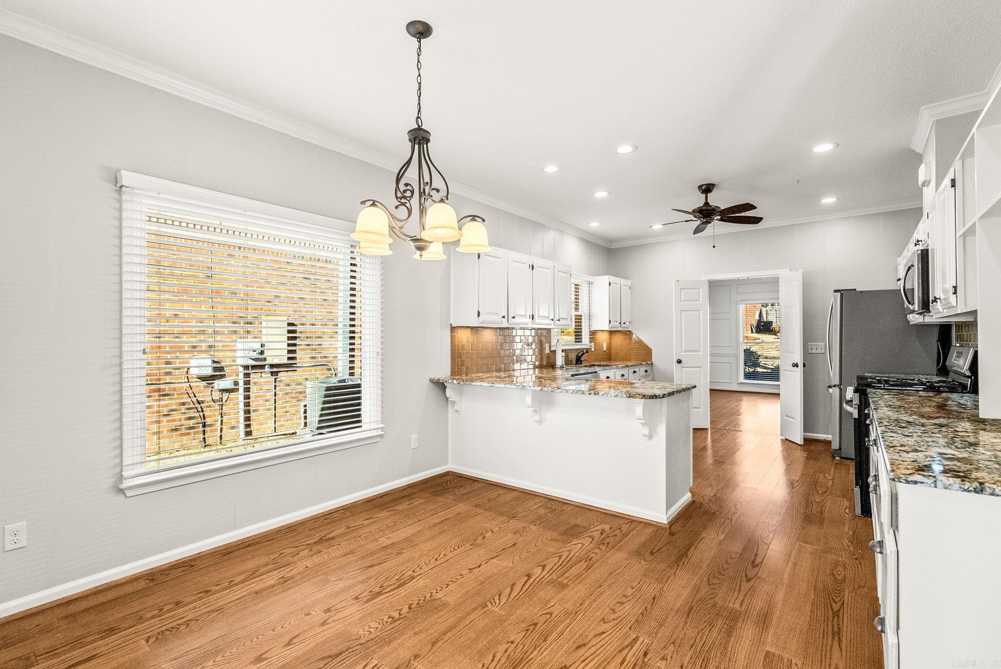 OAK HILL - Residential