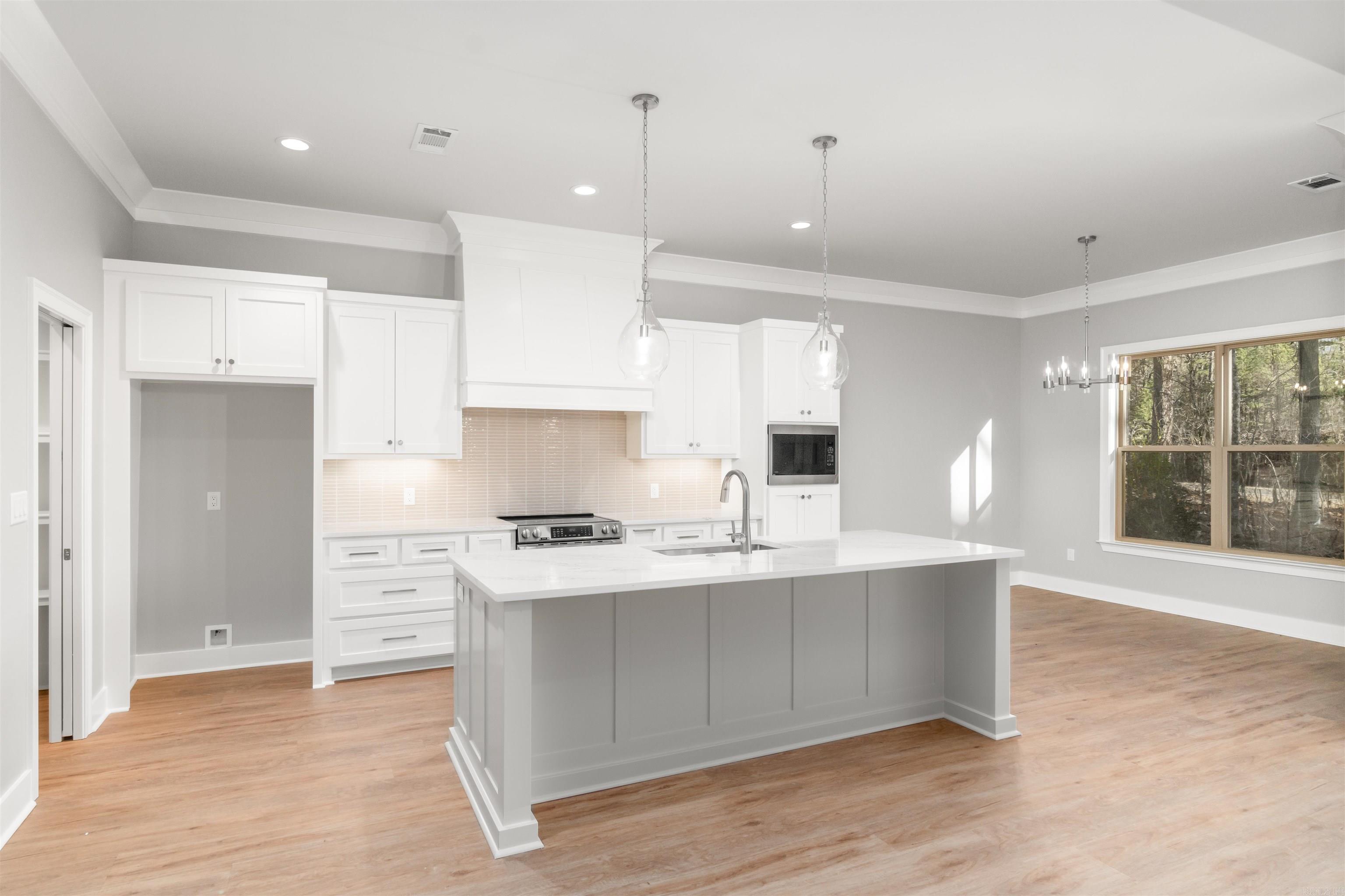 PACIFICA - Residential