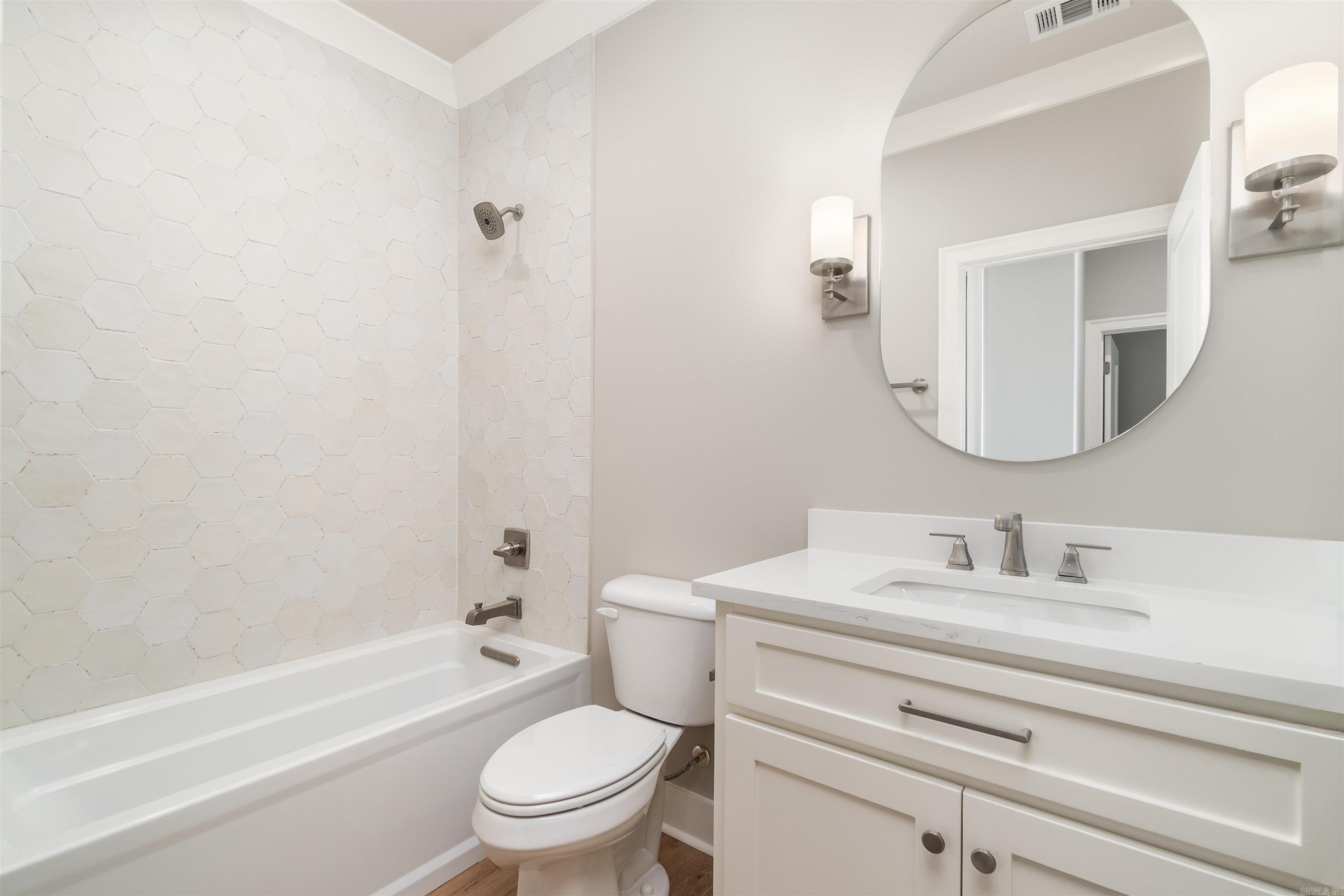 PACIFICA - Residential