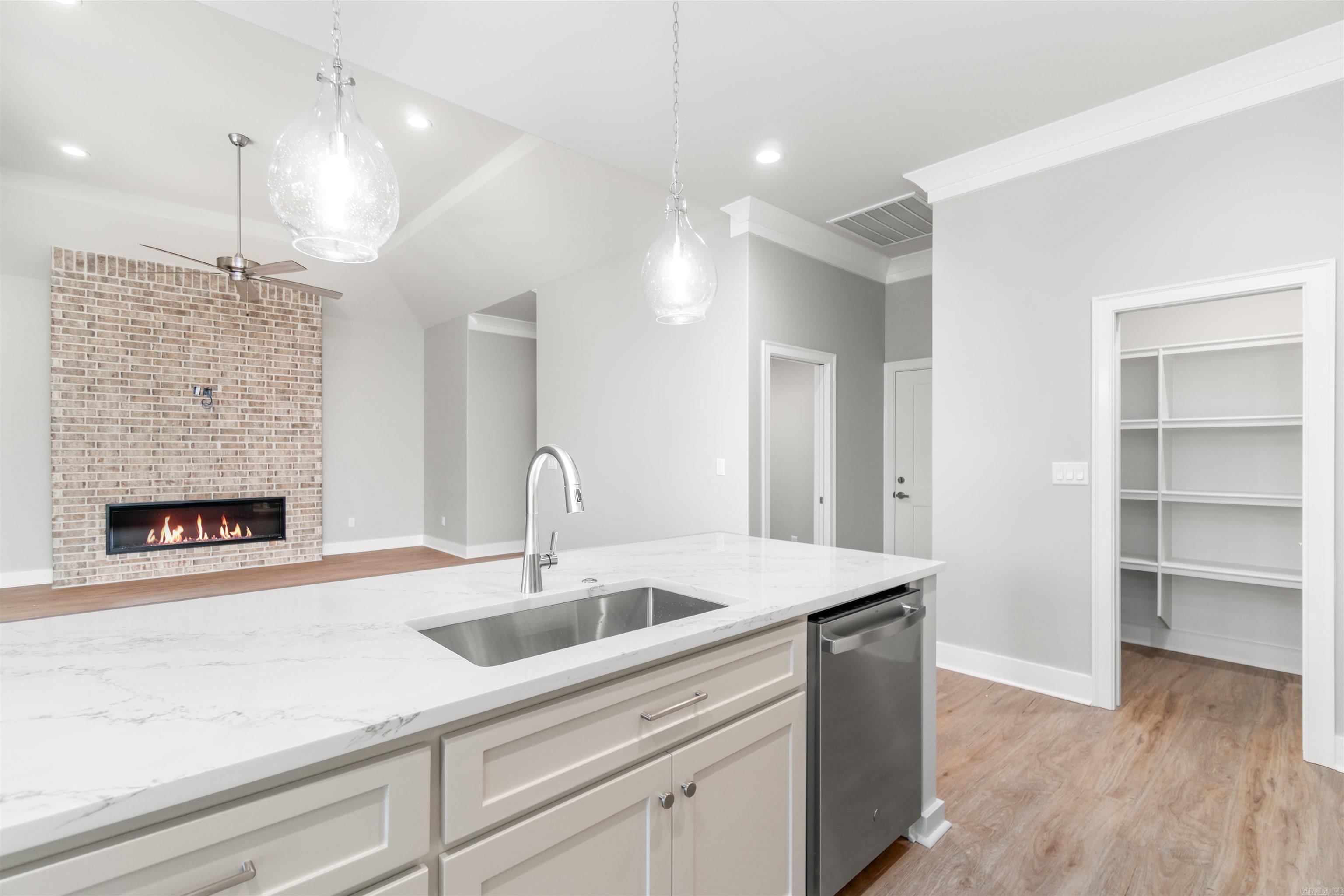 PACIFICA - Residential