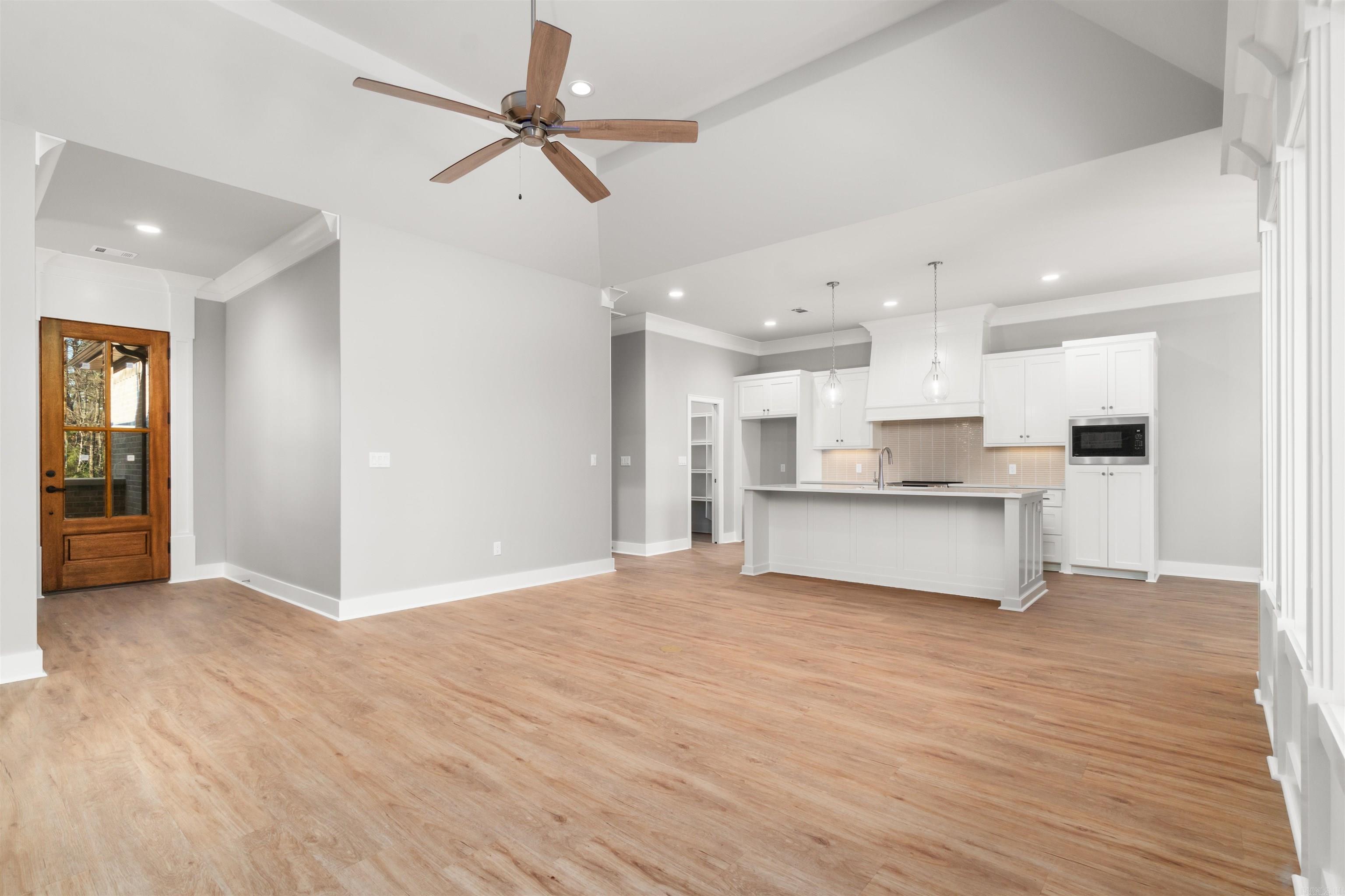 PACIFICA - Residential