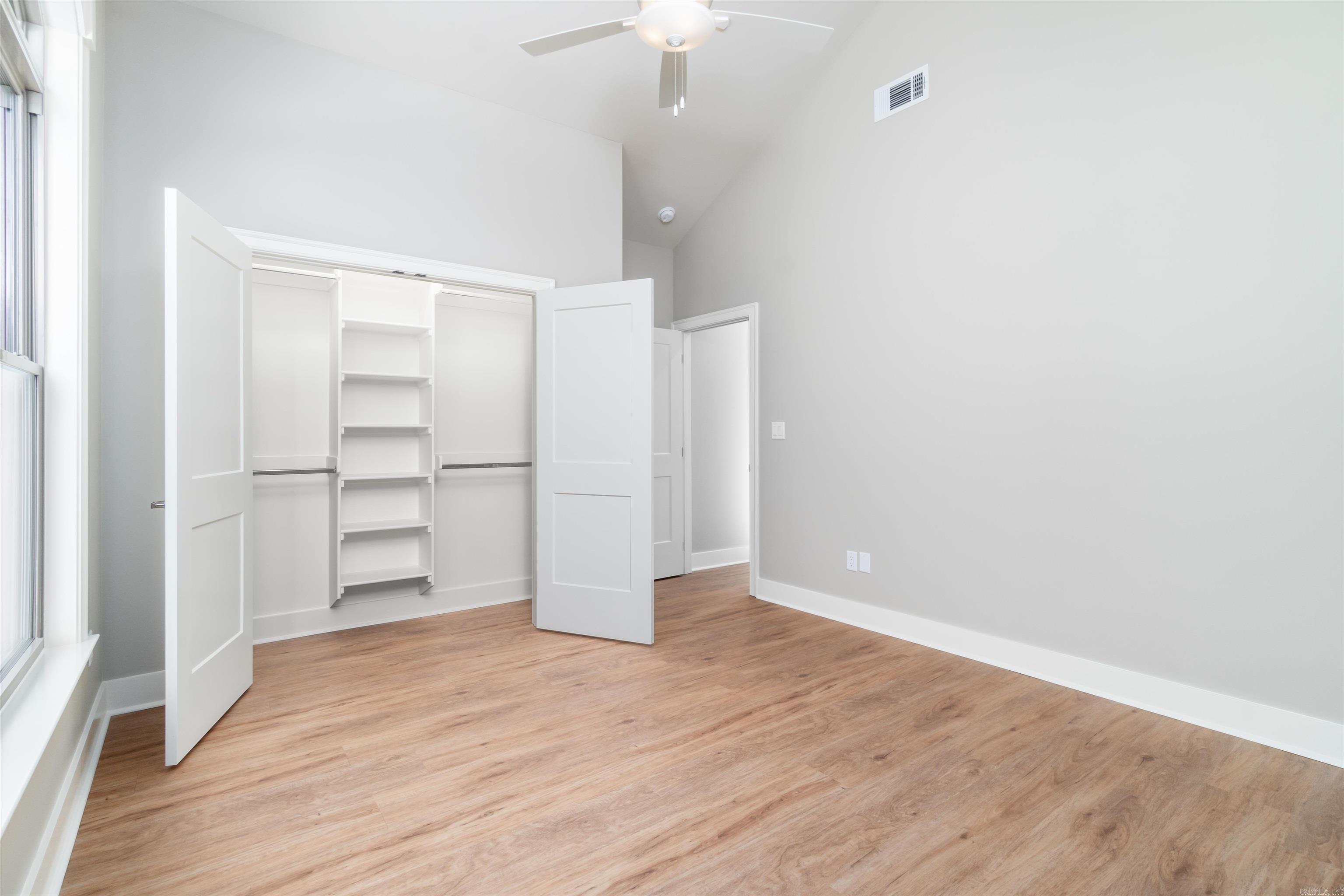 PACIFICA - Residential