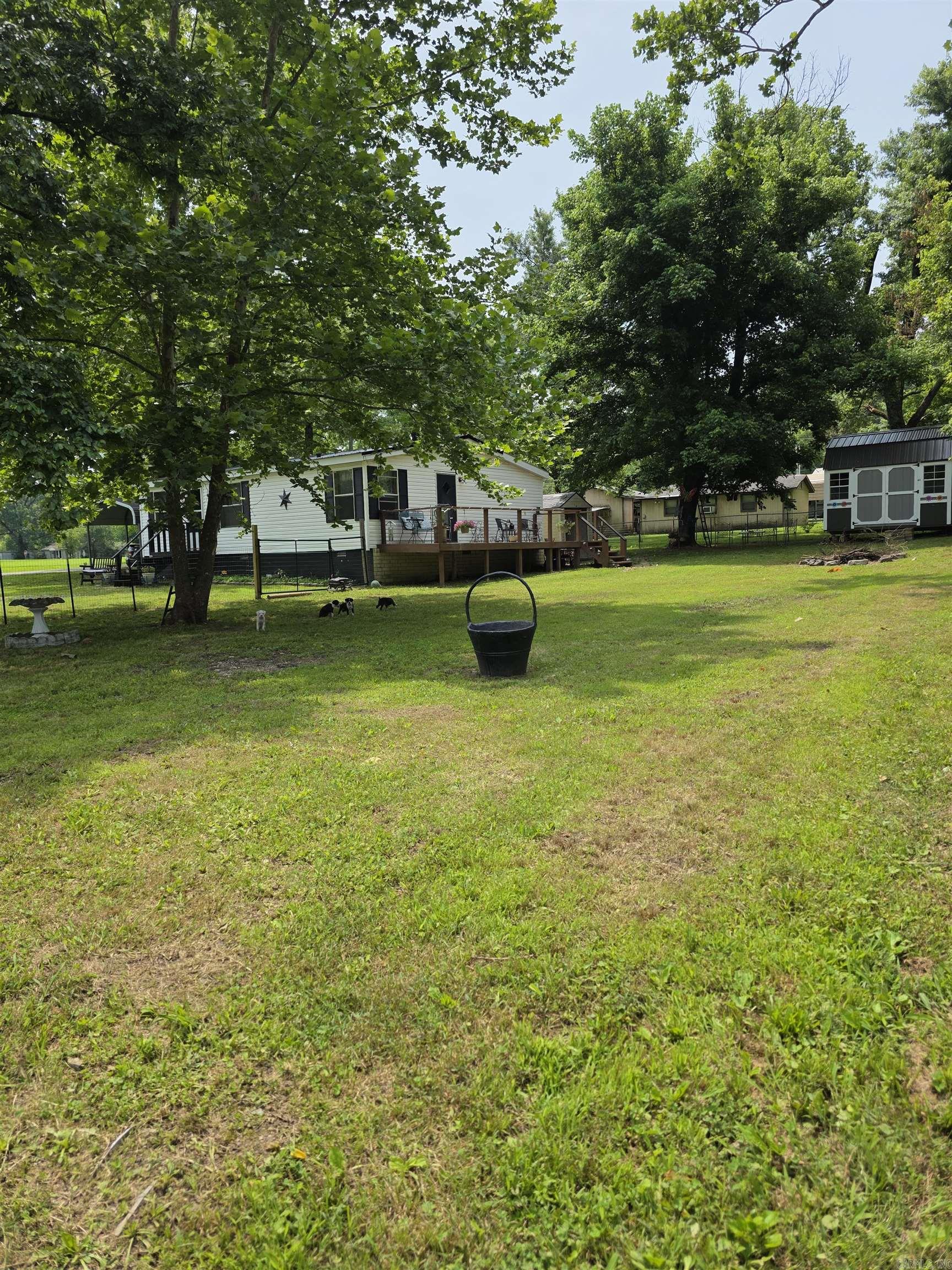 LONSDALE, TOWN OF - Residential