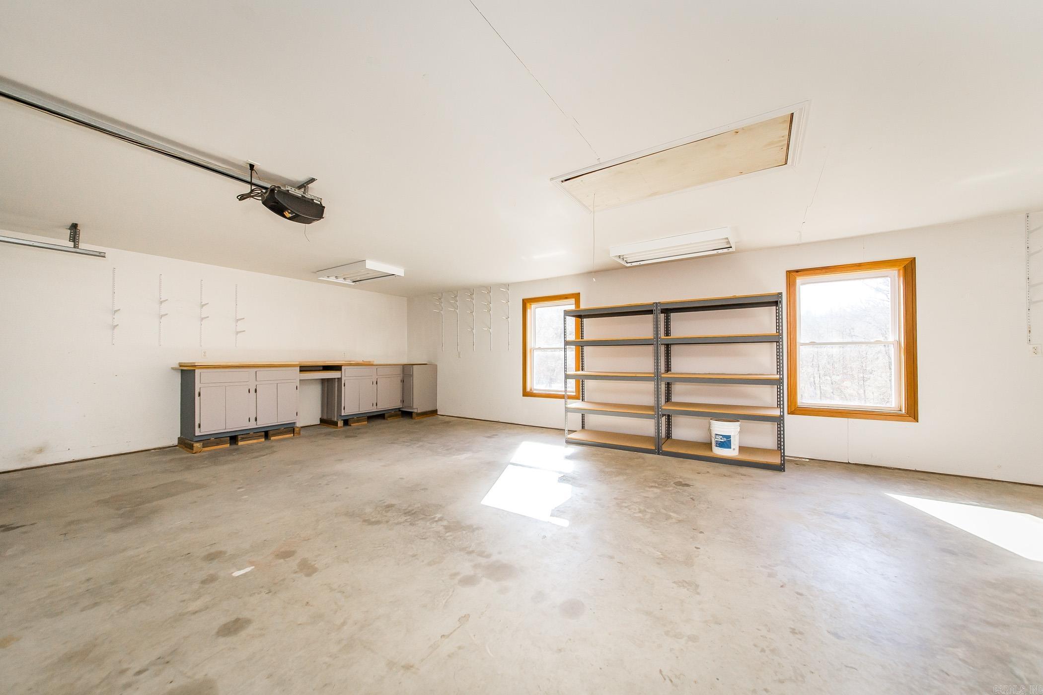 DEER RUN ACRES - Residential