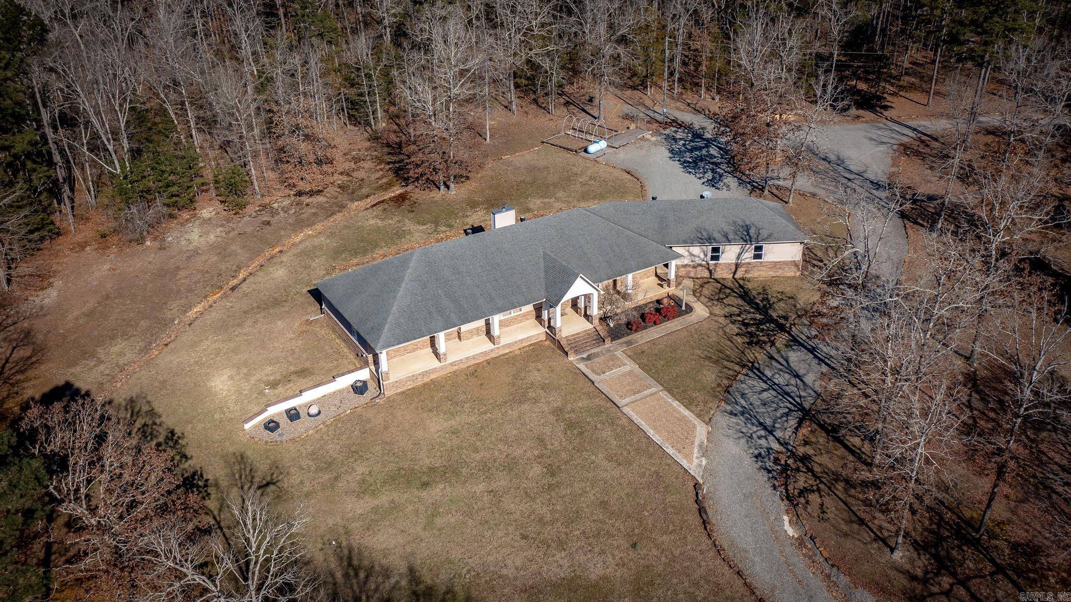 DEER RUN ACRES - Residential