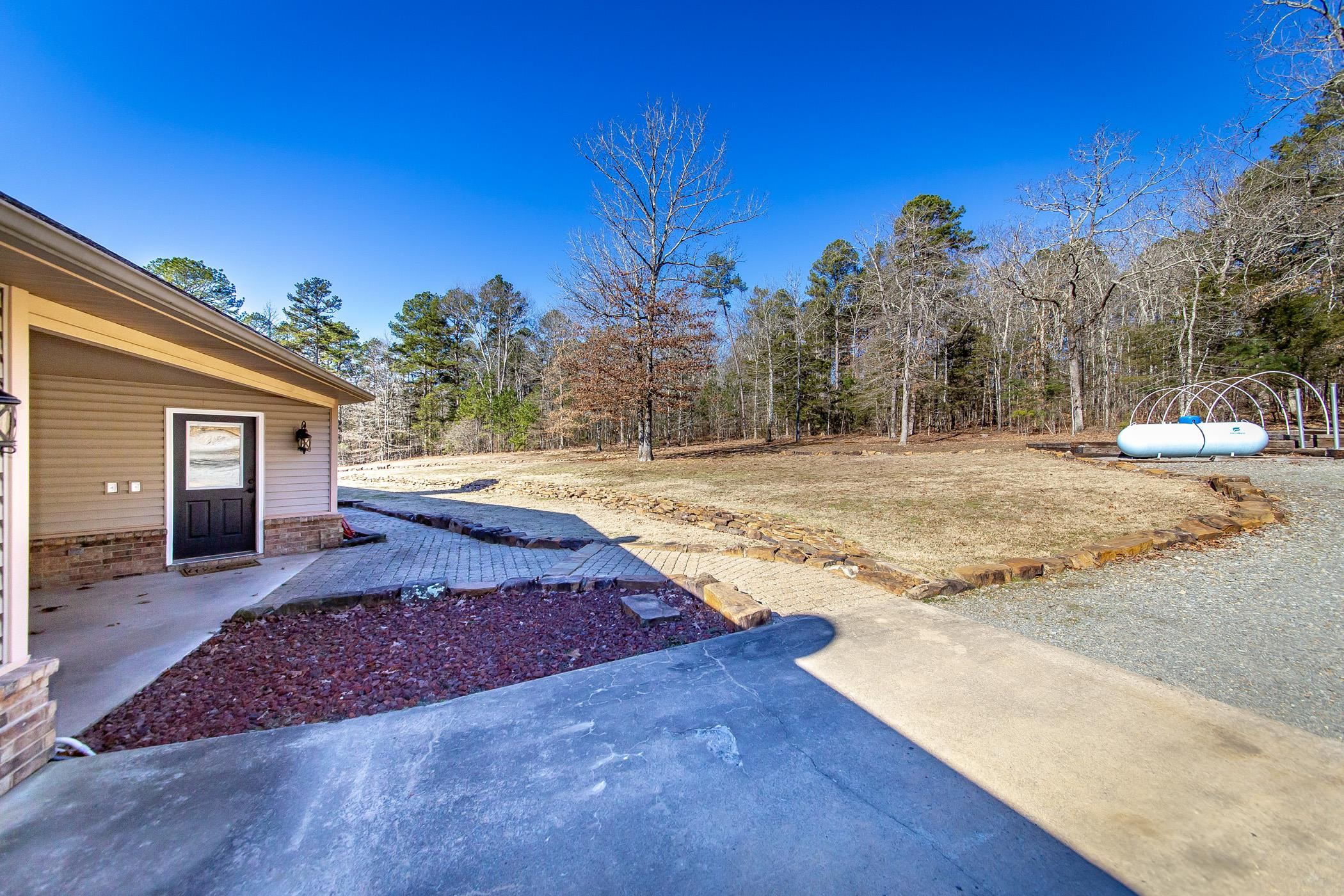 DEER RUN ACRES - Residential