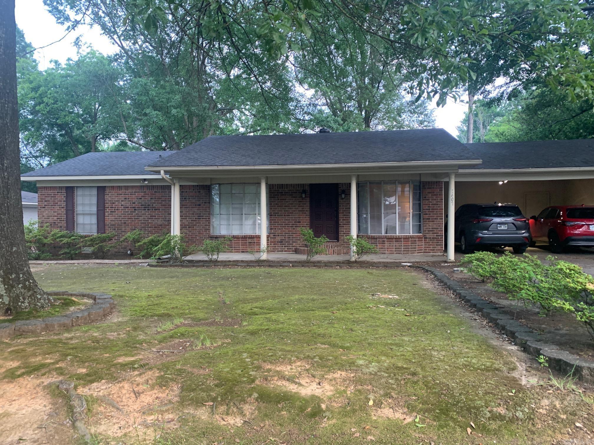 Charming home located near ASU Beebe, Beebe Schools, and so much more. Established neighborhood. Home has two beautiful large bay windows - one in LR and one in Master BR. Kitchen and bathrooms has been updated. Open, spacious Kitchen with breakfast island includes Dining or 2nd LR area. Spacious BRs. Laundry Room also has pantry shelving. Large chain fenced-in backyard and storage building. HVAC is only 2 years old. Don't miss the opportunity to make this house your home.