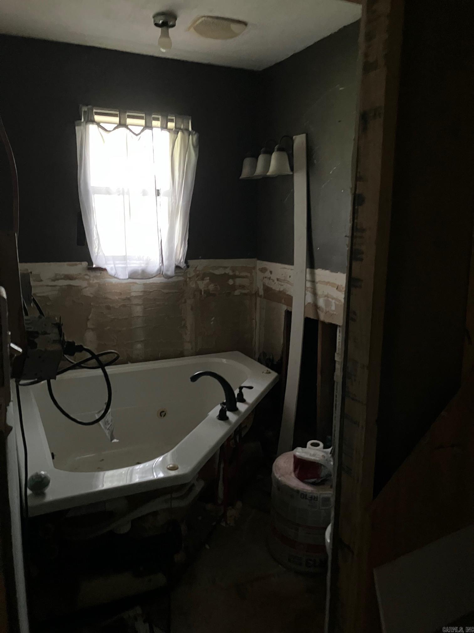 MENA ORIGINAL - Residential