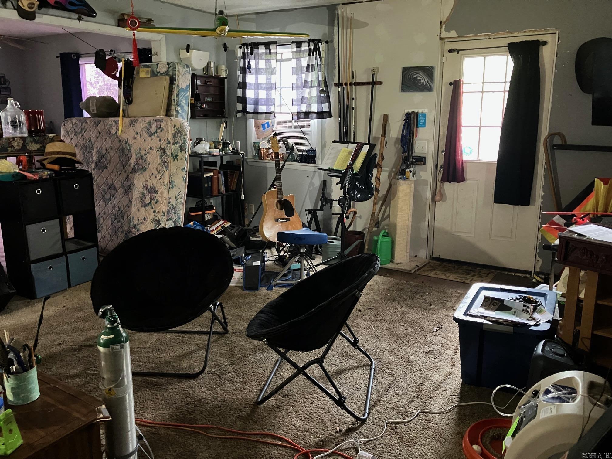 MENA ORIGINAL - Residential