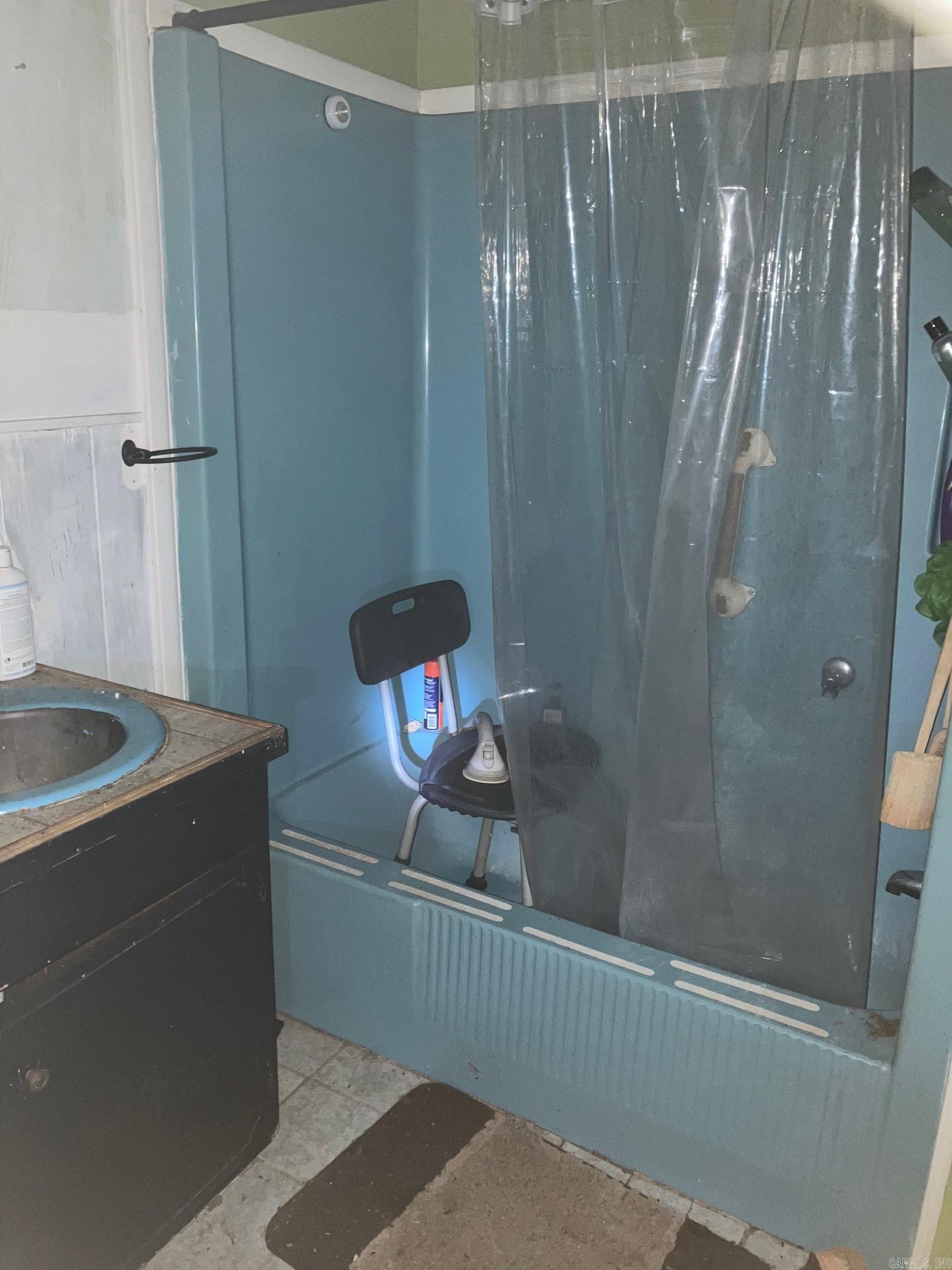 MENA ORIGINAL - Residential