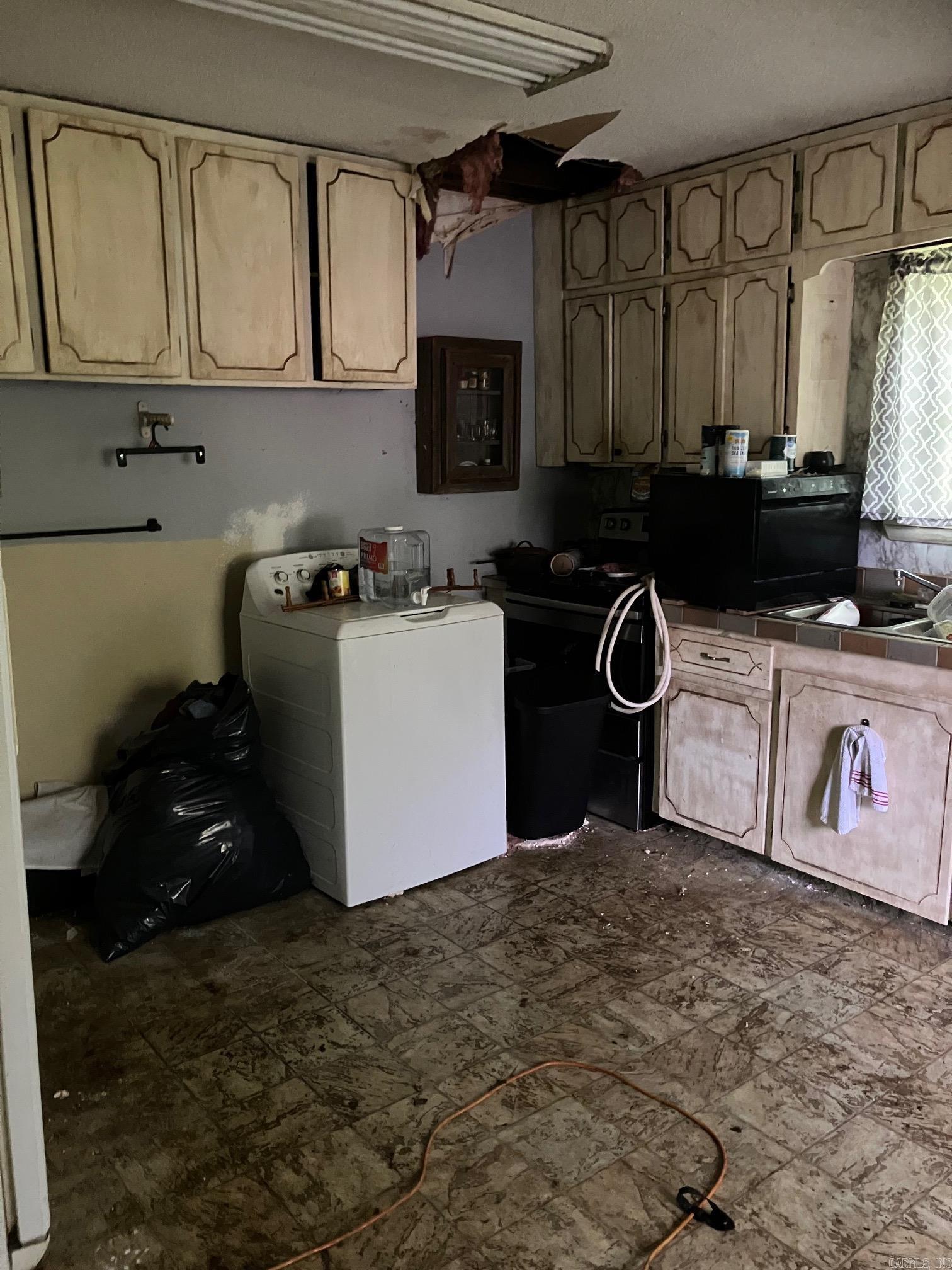 MENA ORIGINAL - Residential