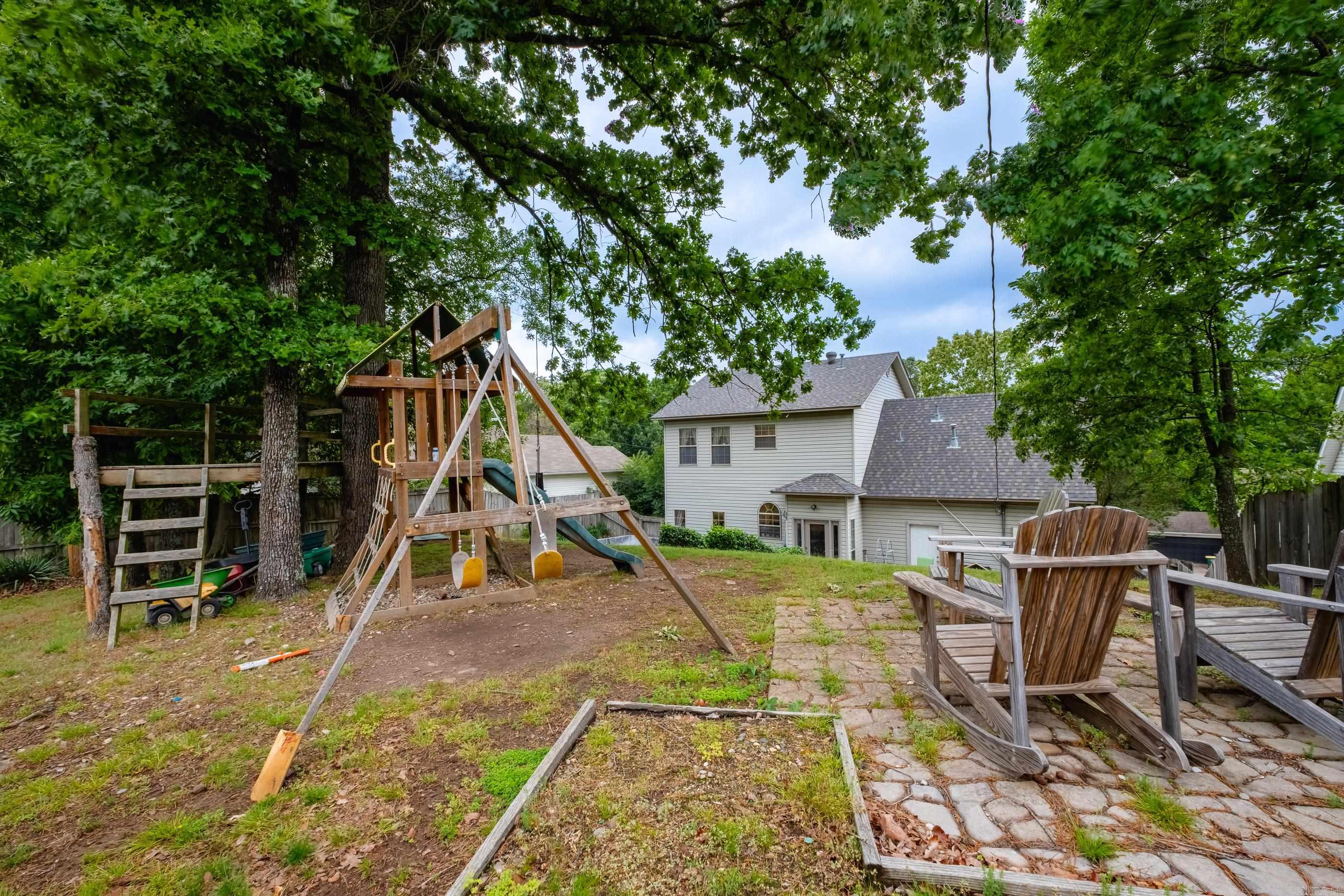 CHERRY CREEK ADDN - Residential