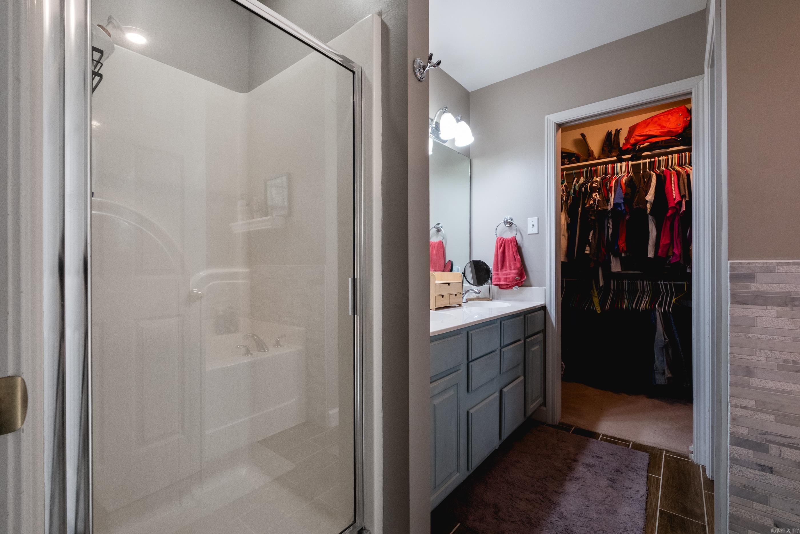 CHERRY CREEK ADDN - Residential